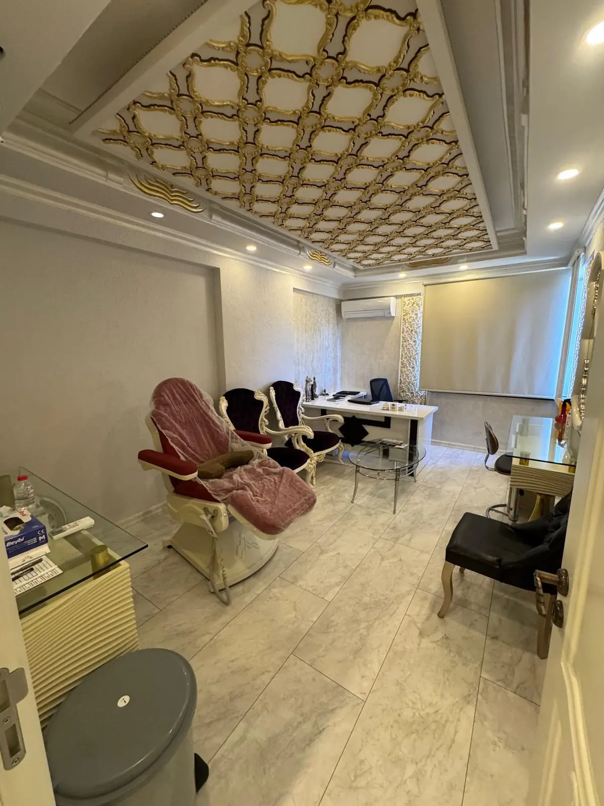 Clinic-provided photograph of Akumer Clinic