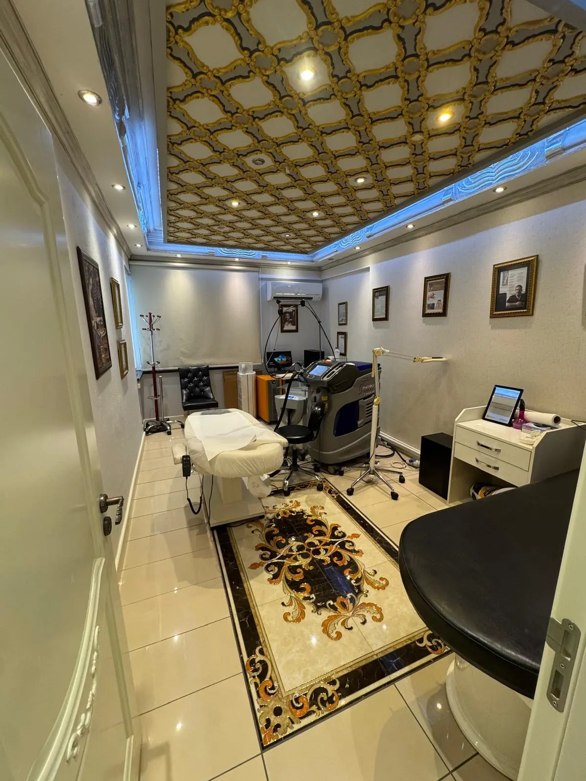 Clinic-provided photograph of Akumer Clinic