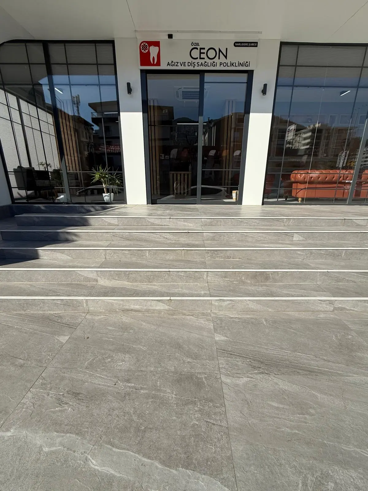 Clinic-provided photograph of Ceon Narlıdere Dental Clinic