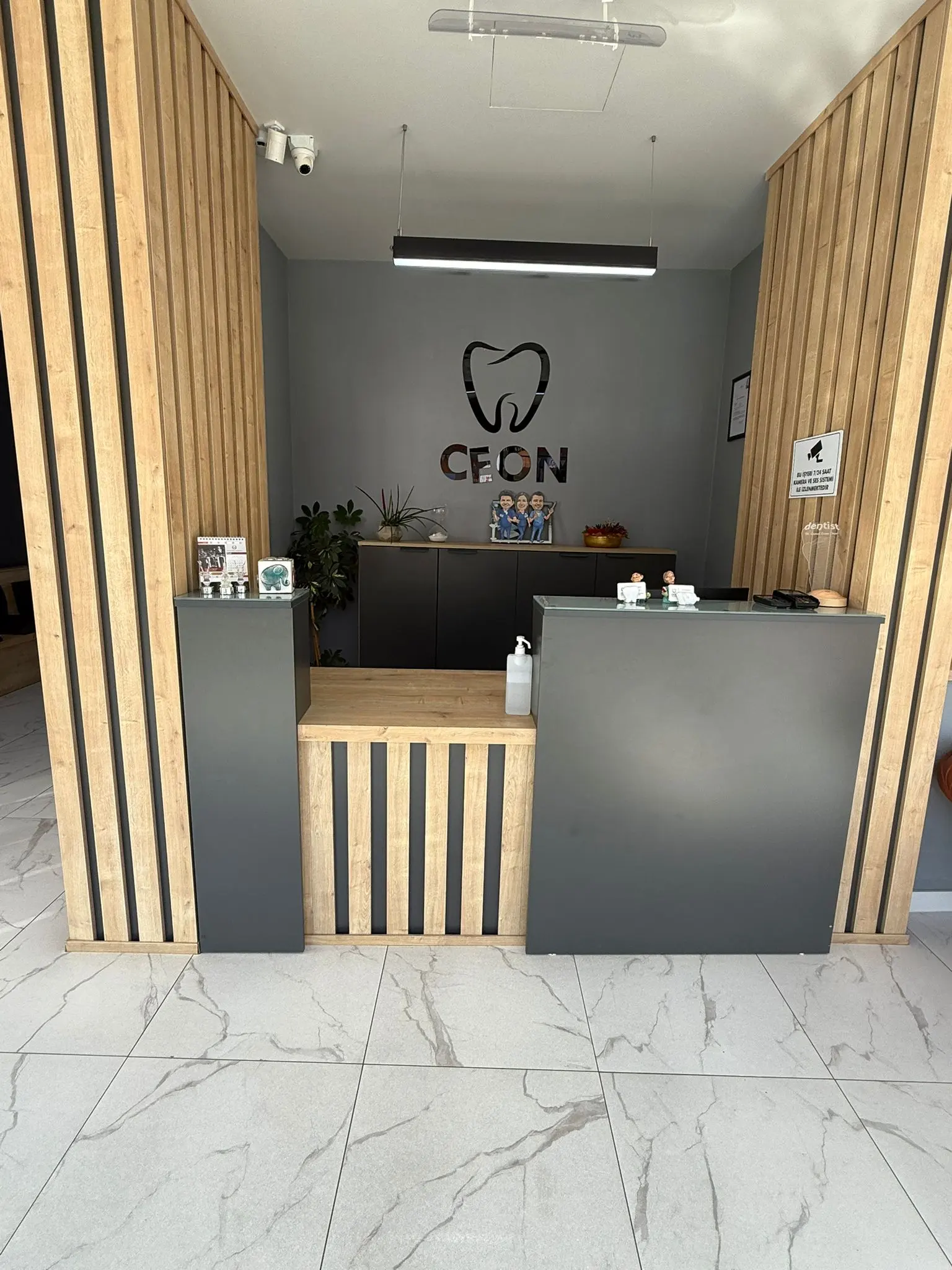 Clinic-provided photograph of Ceon Narlıdere Dental Clinic