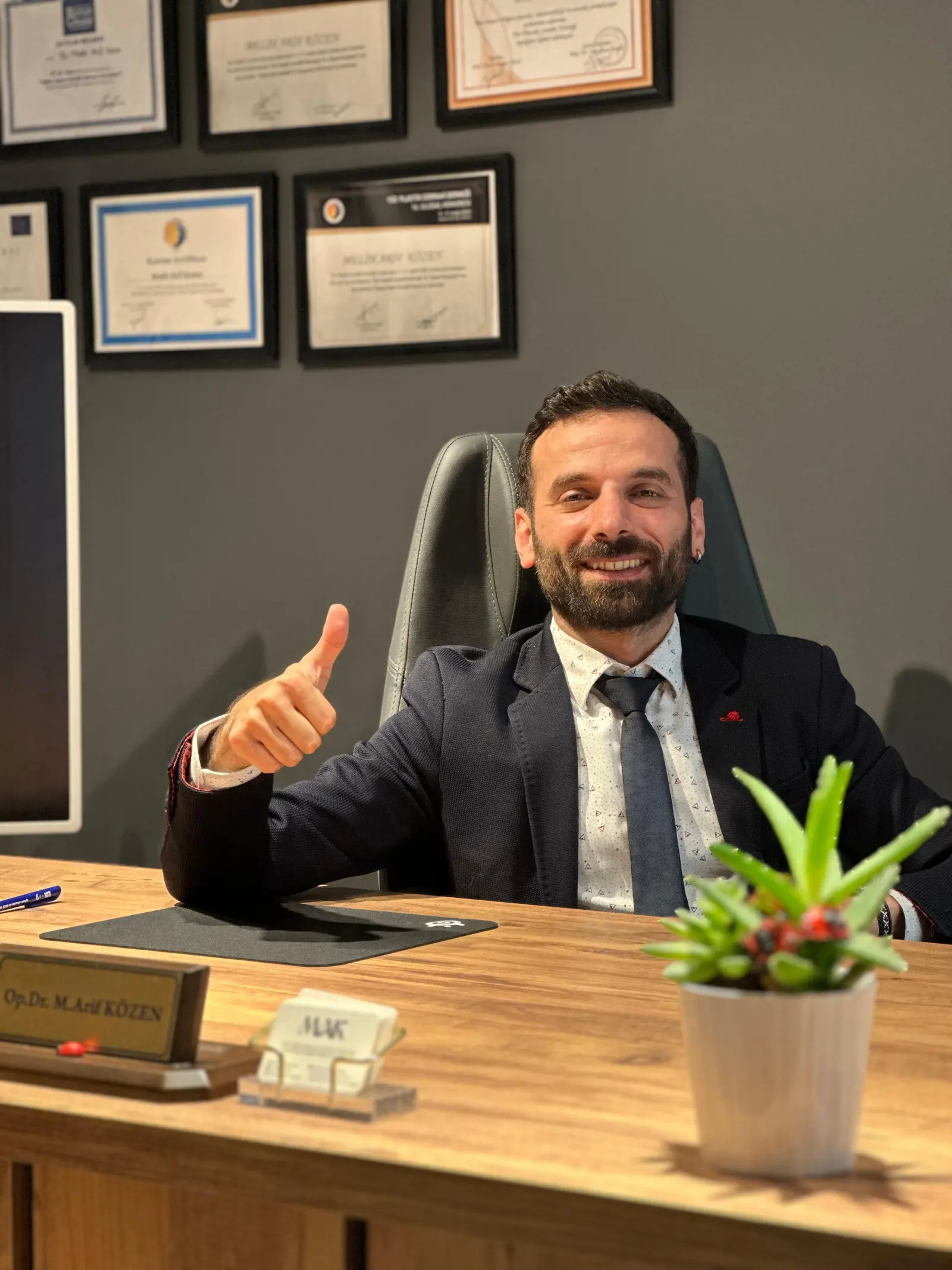 Clinic-provided photograph of Dr Melih Arif Közen