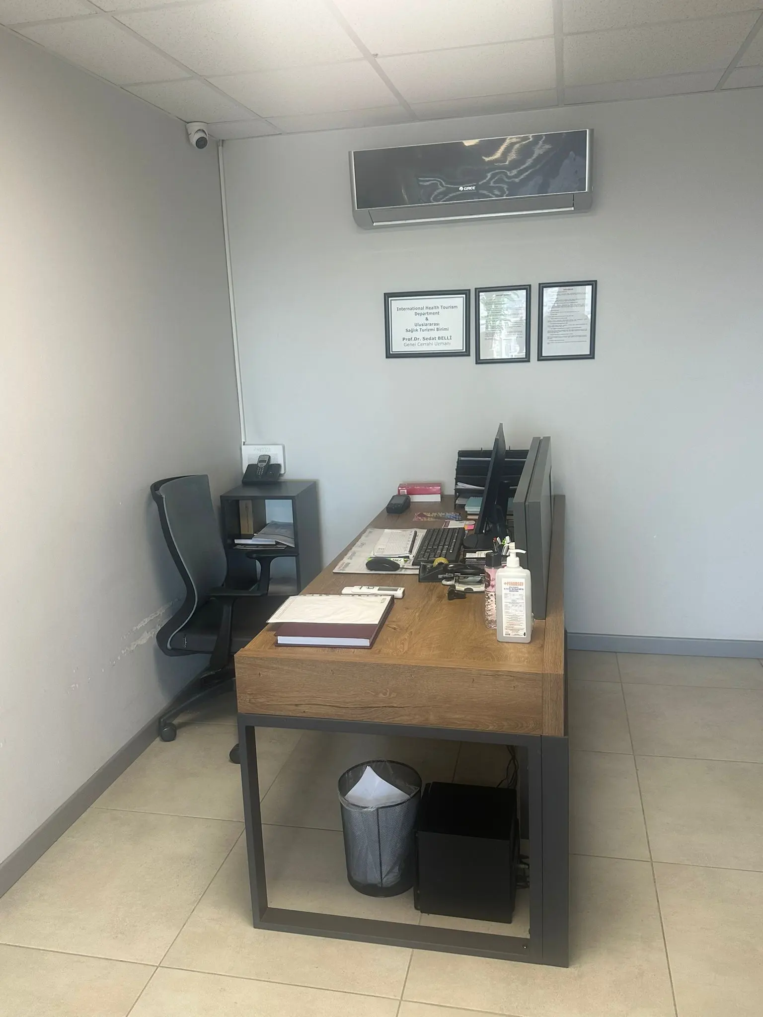 Von der Klinik bereitgestelltes Foto von Prof. Dr. Sedat Belli