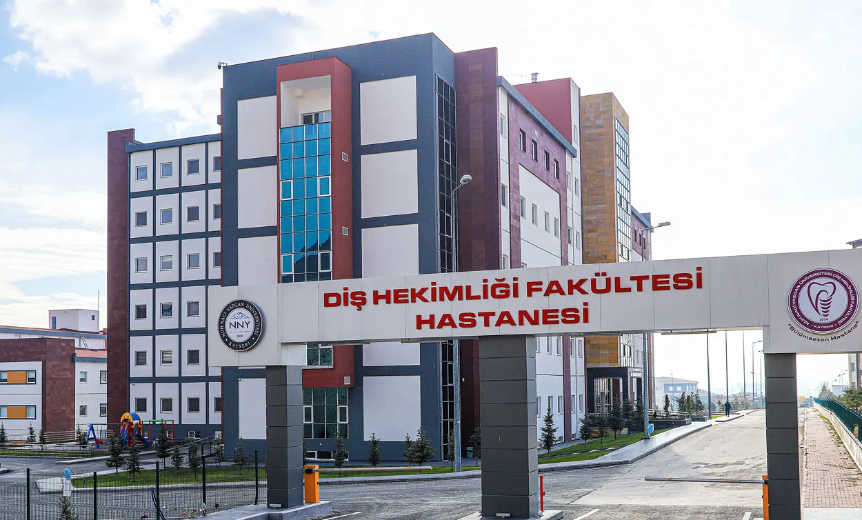 Von der Klinik bereitgestelltes Foto von Universitätszahnklinik Kayseri Nuh Naci Yazgan