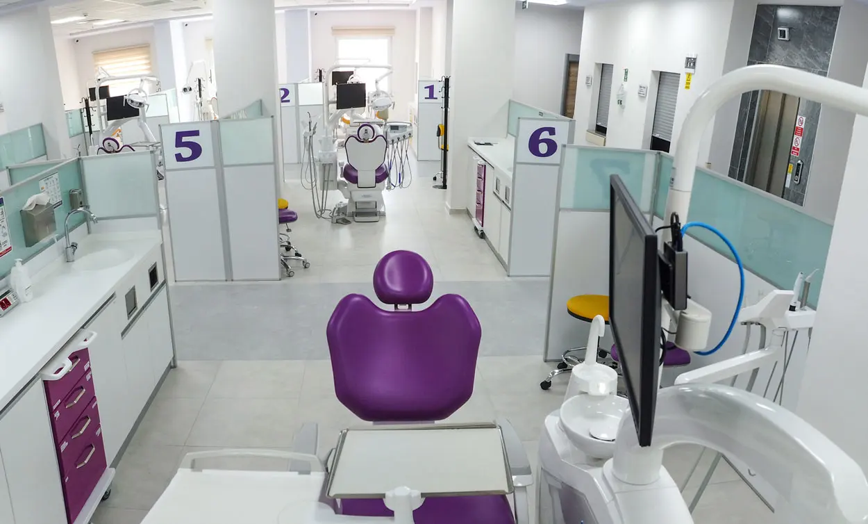 Von der Klinik bereitgestelltes Foto von Universitätszahnklinik Kayseri Nuh Naci Yazgan