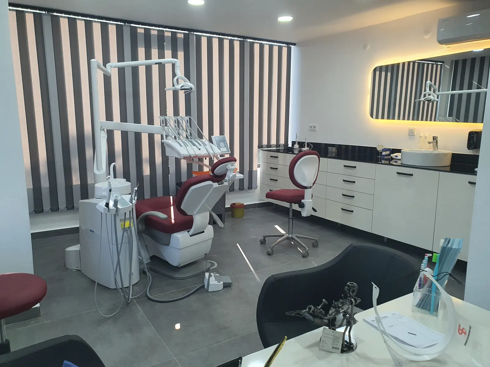 Clinic-provided photograph of Dentkemer Dental Clinic