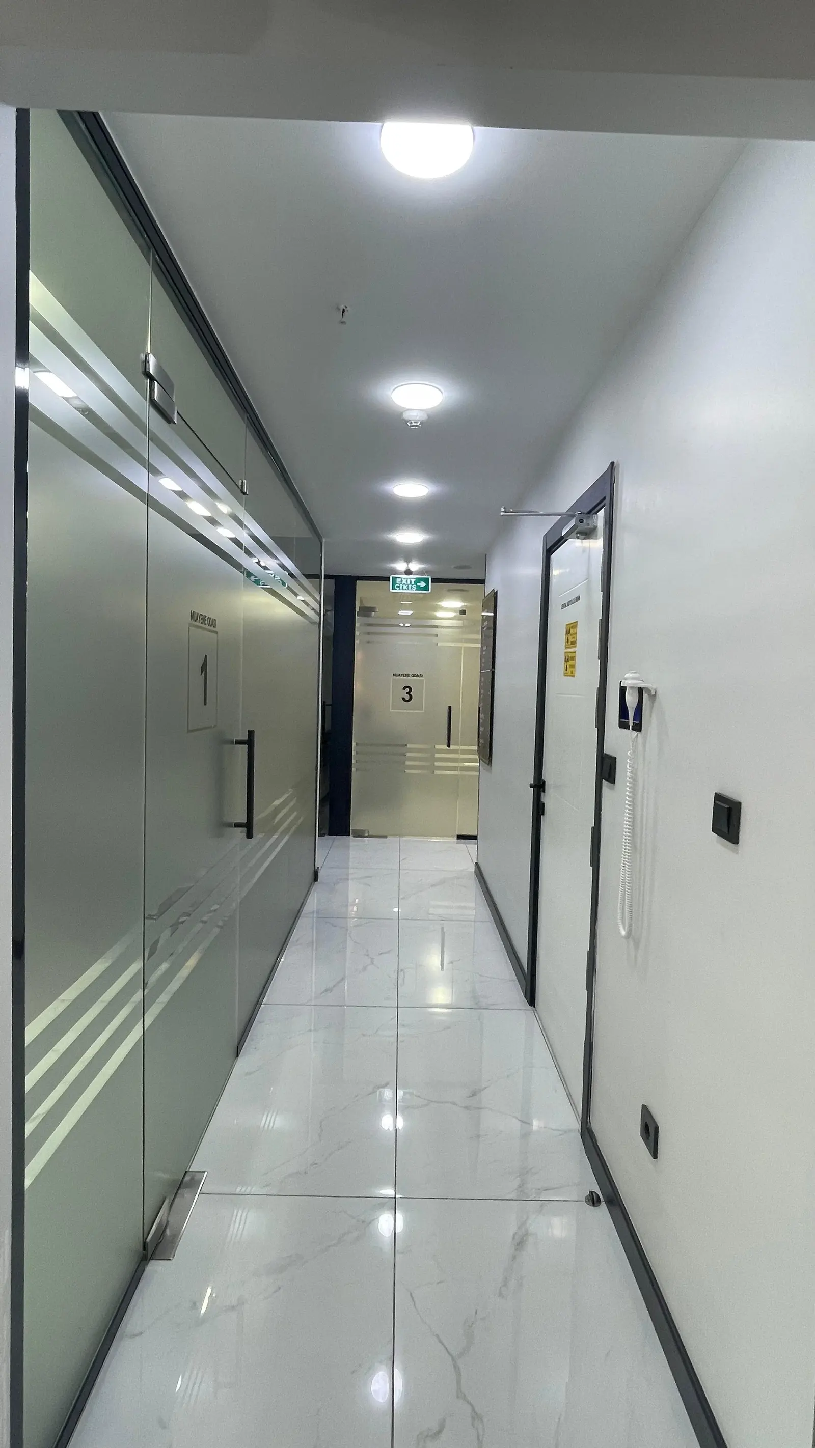 Von der Klinik bereitgestelltes Foto von Dent Saray