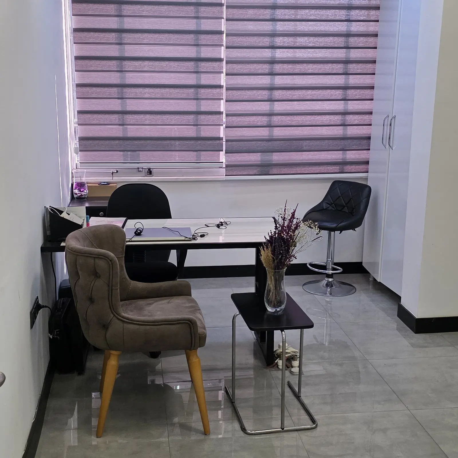 Clinic-provided photograph of Dr Tayfun Turna