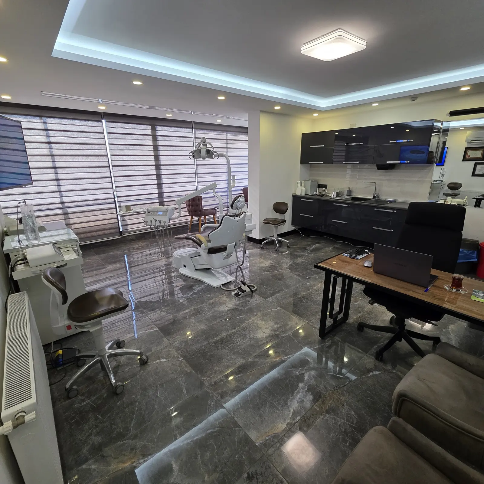 Clinic-provided photograph of Dr Tayfun Turna