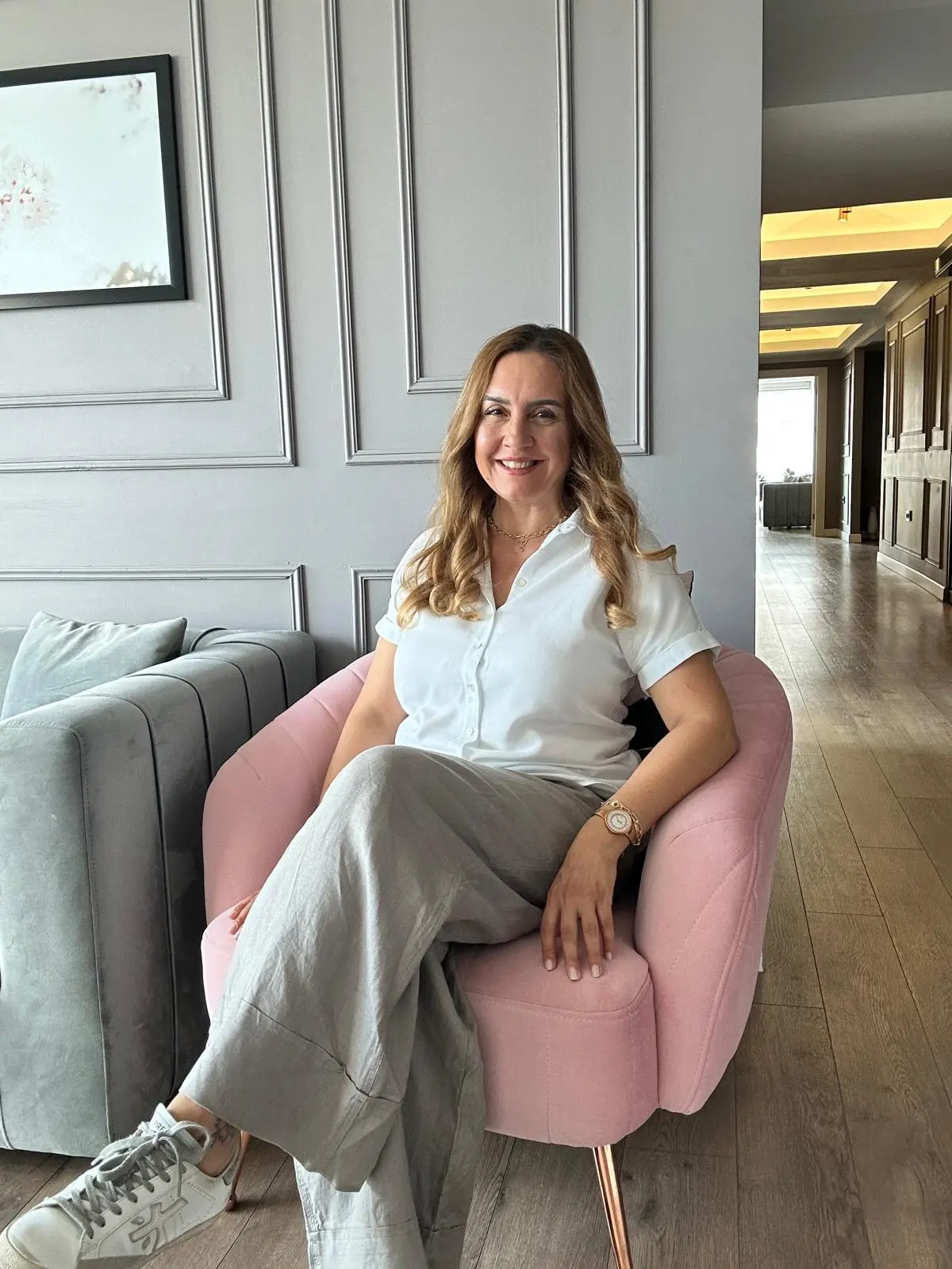 Clinic-provided photograph of Dr Yeliz Akçelik