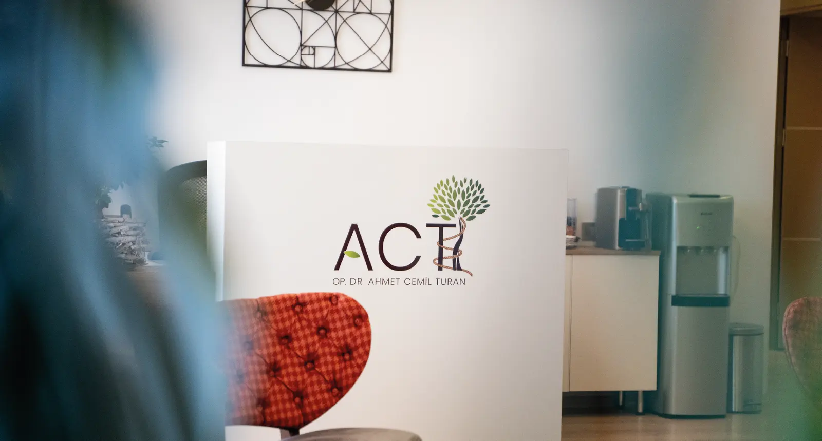 Von der Klinik bereitgestelltes Foto von Dr. Ahmet Cemil Turan