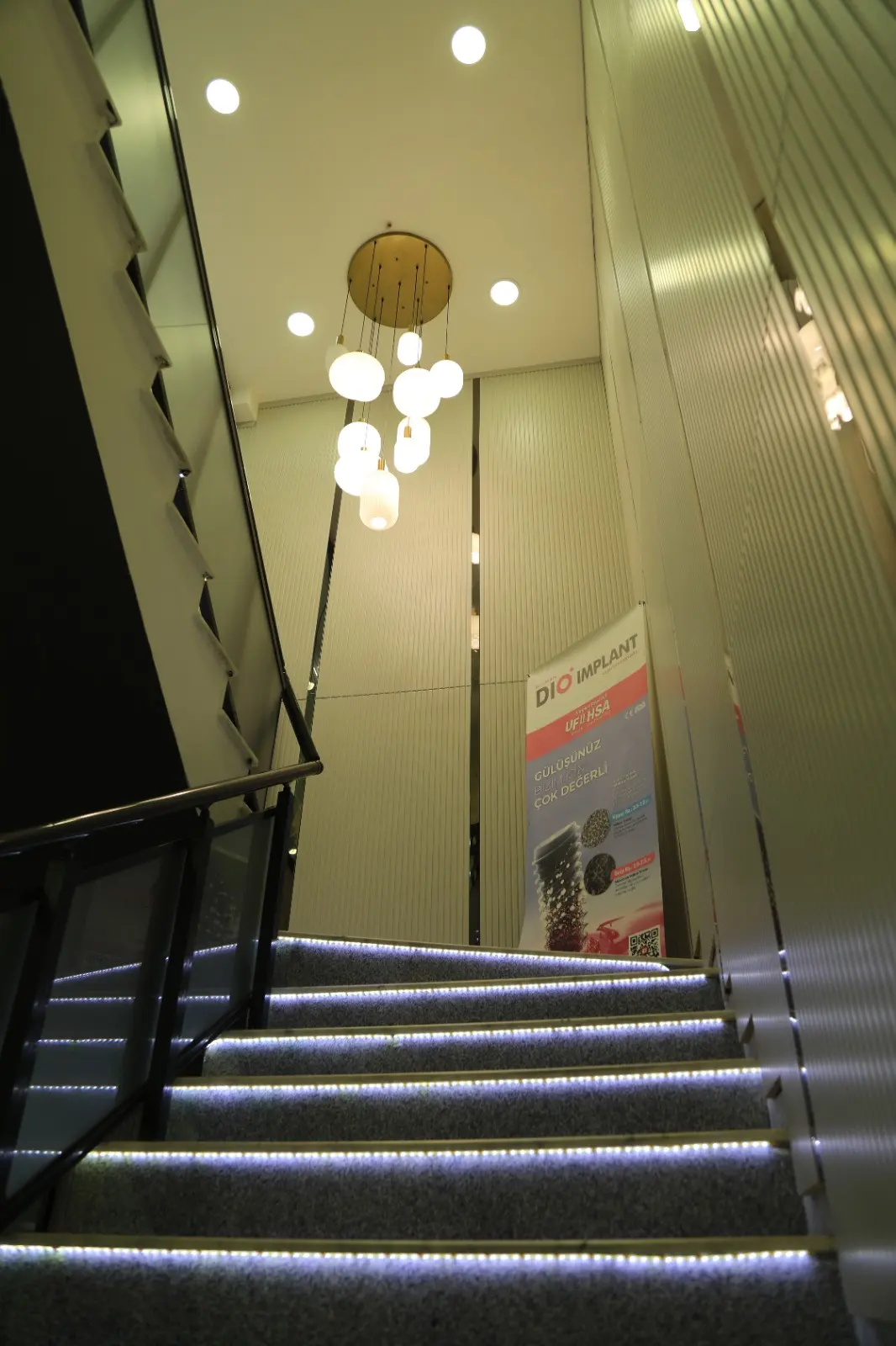Clinic-provided photograph of Seren Dental Clinic