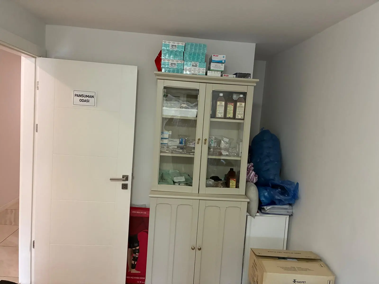 Clinic-provided photograph of Assoc. Prof. Dr Murat Mert