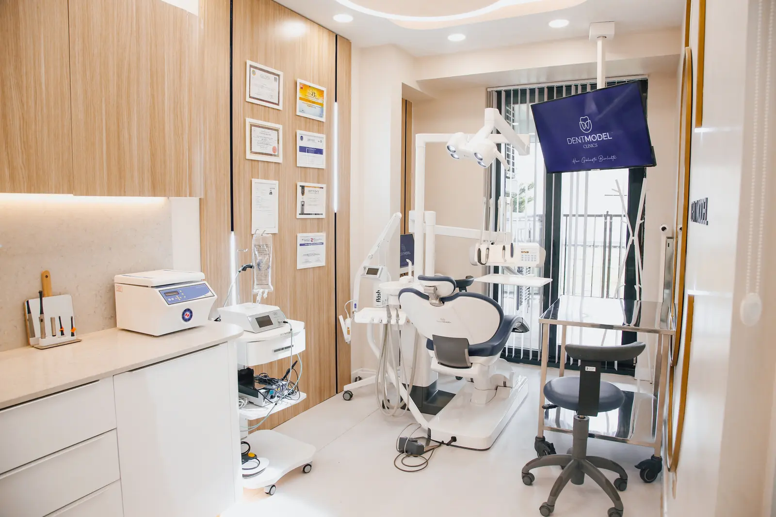 Von der Klinik bereitgestelltes Foto von Dent Model