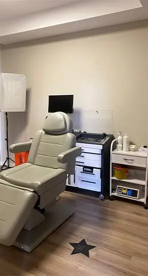 Clinic-provided photograph of Dr Ali Alaiye