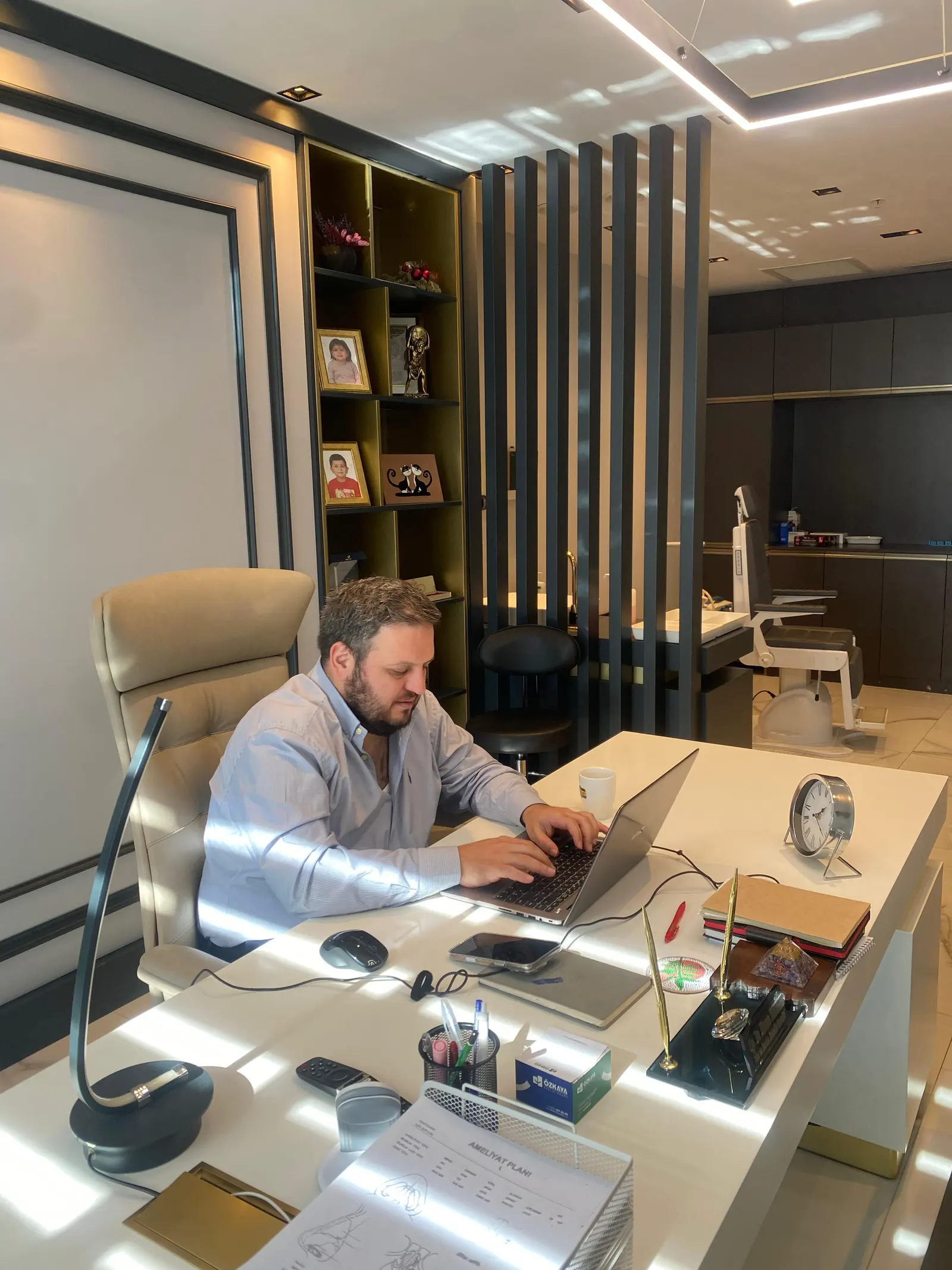 Clinic-provided photograph of Dr Hasan Yıldırım