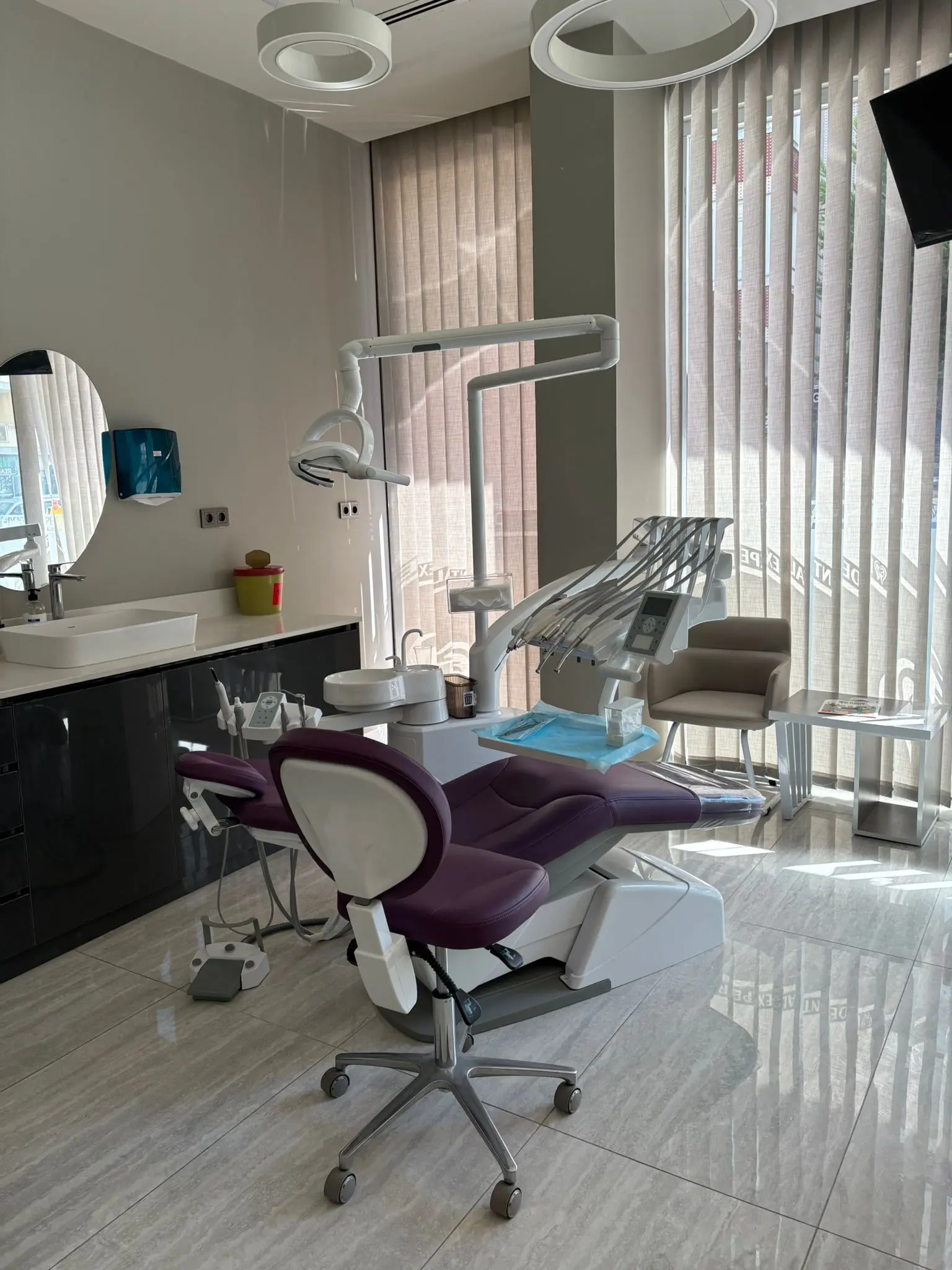 Von der Klinik bereitgestelltes Foto von Dental Expert Designs