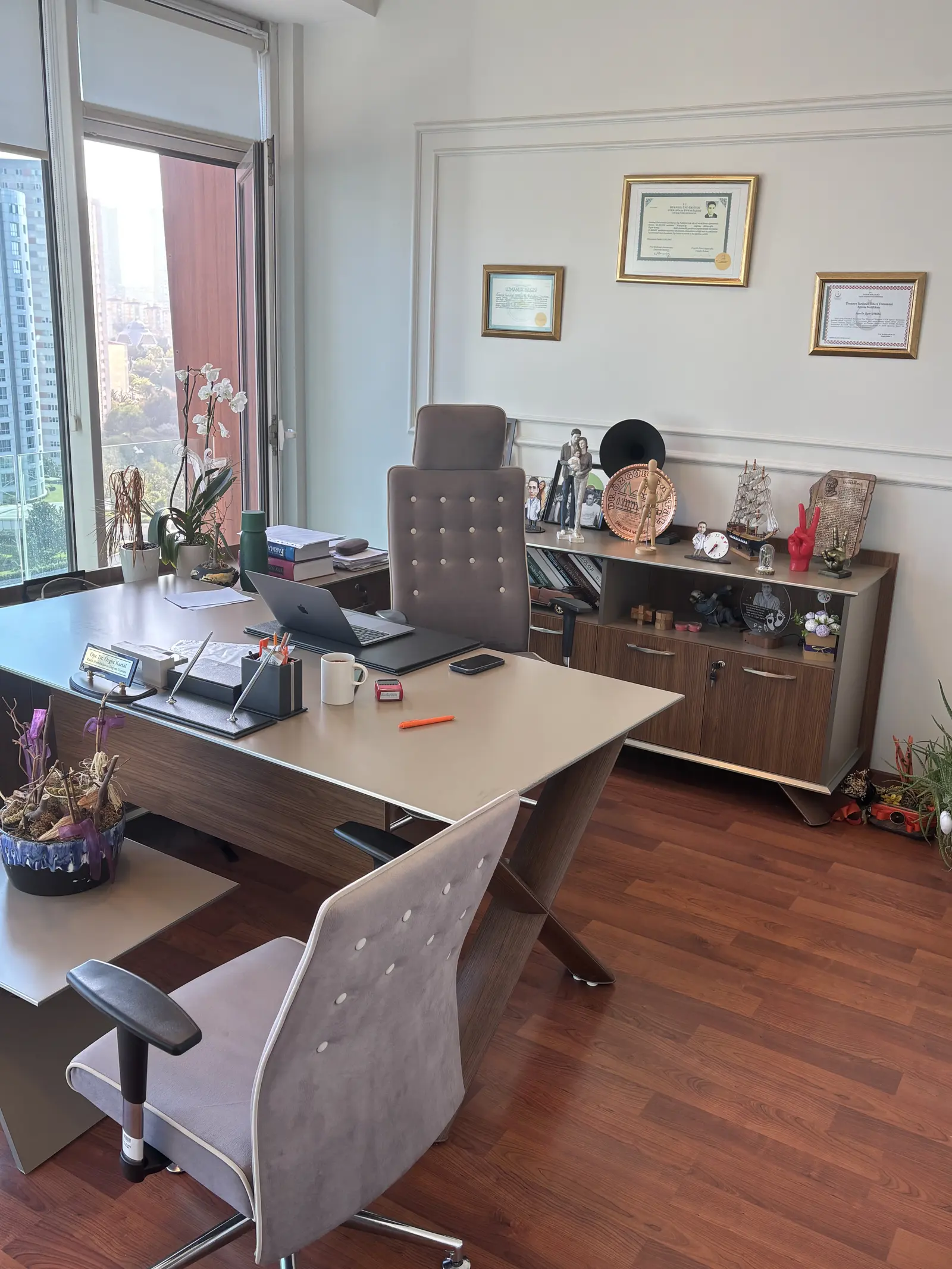 Von der Klinik bereitgestelltes Foto von Dr. Özgür Kartal