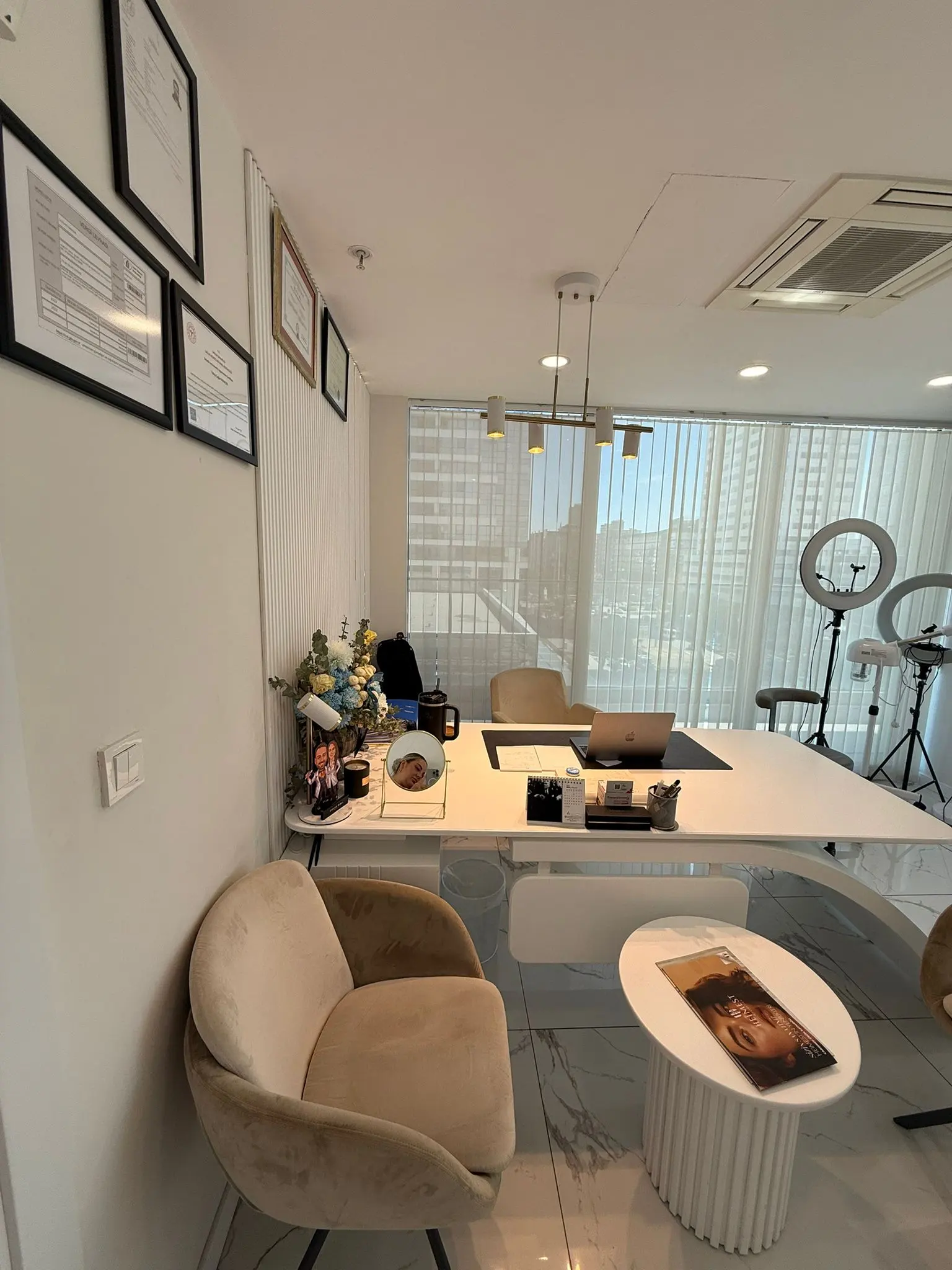 Clinic-provided photograph of Dr Elif Yılmaz