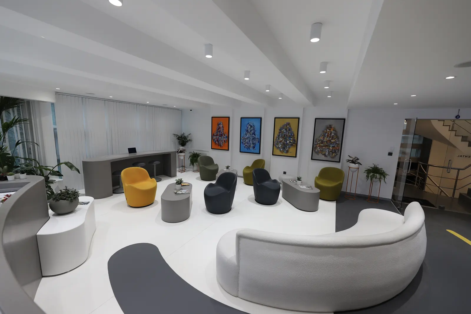 Von der Klinik bereitgestelltes Foto von HLC Dental