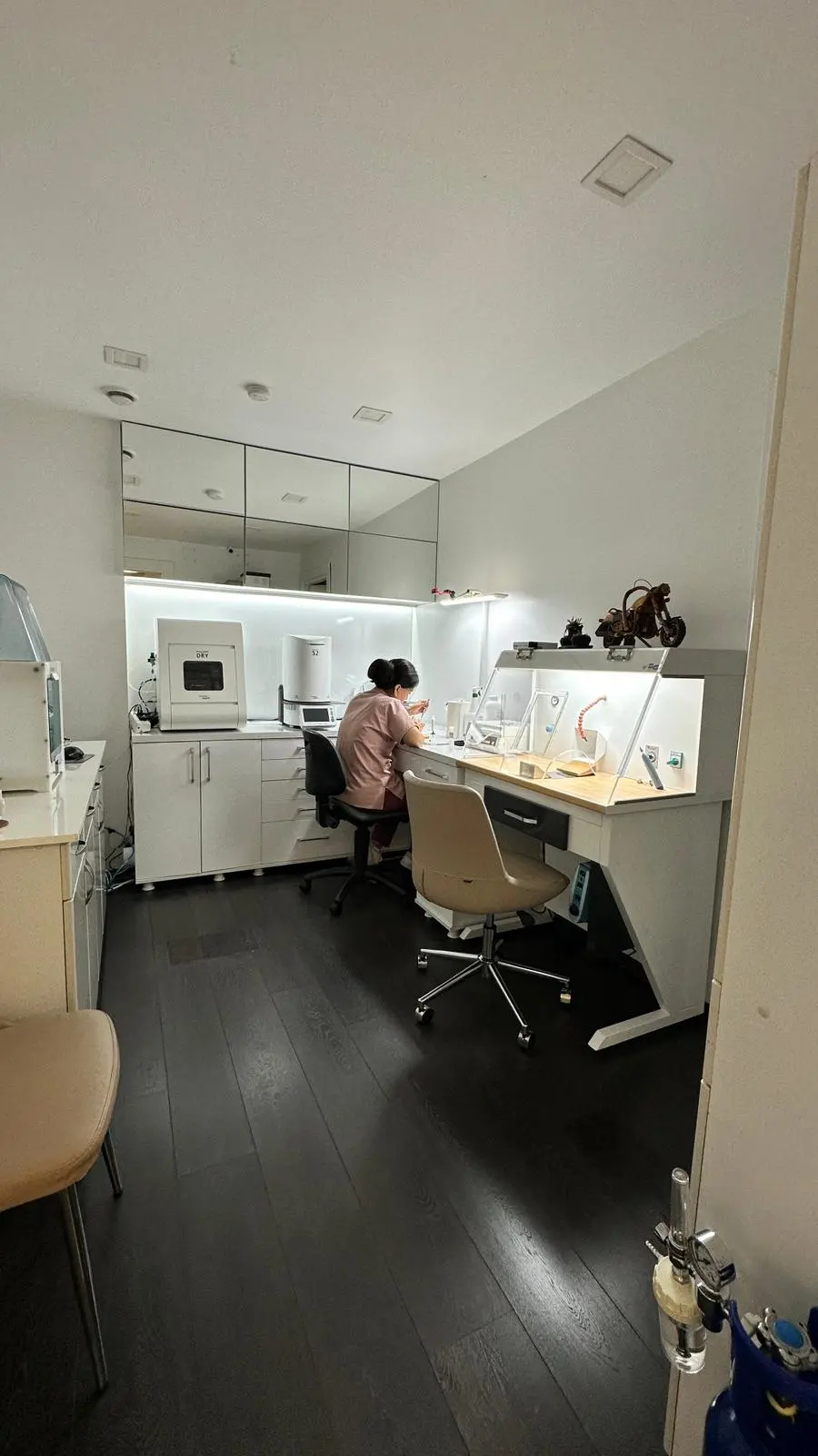 Clinic-provided photograph of Art Dental Clinic