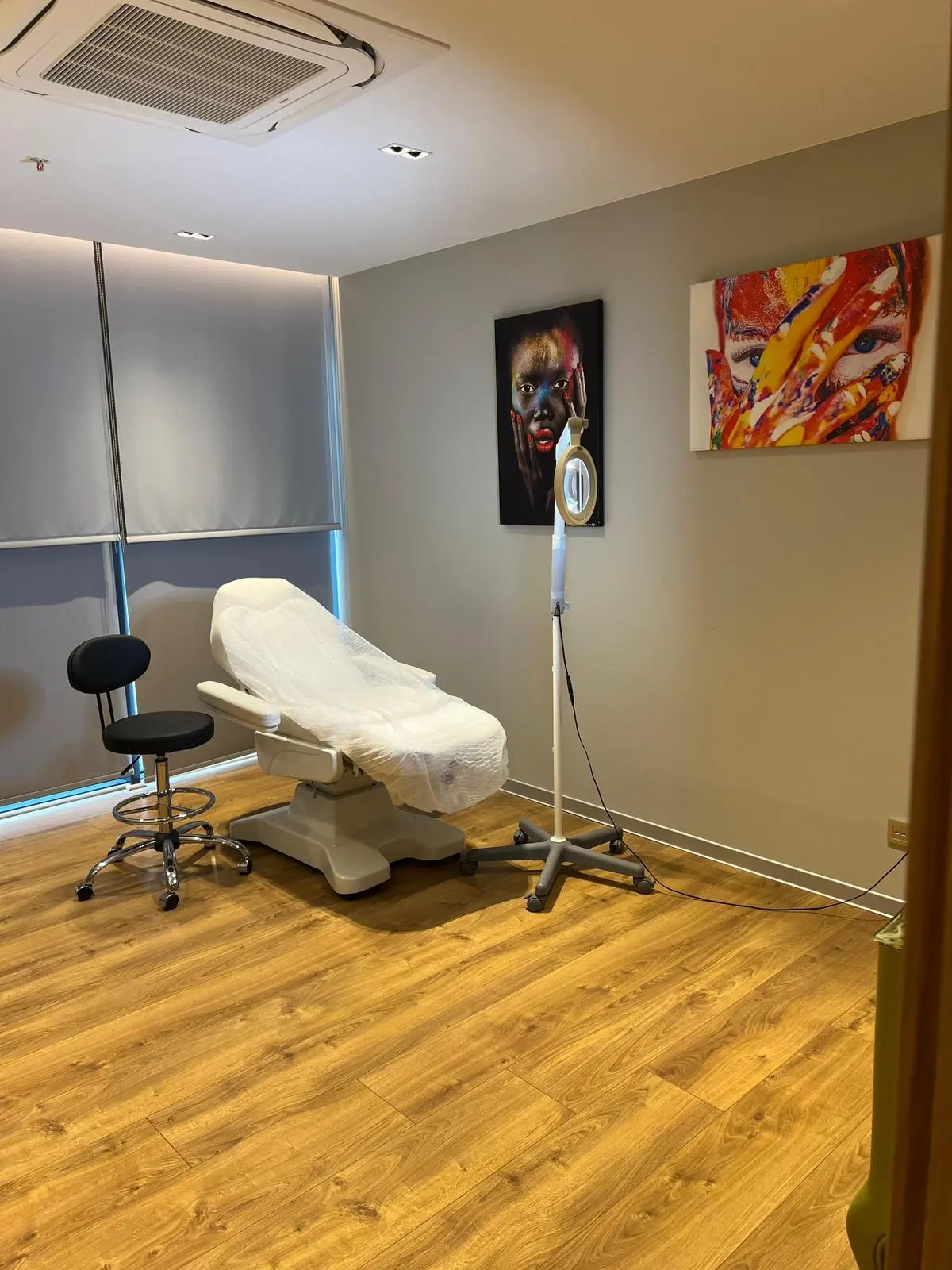 Clinic-provided photograph of Assoc. Prof. Dr Ethem Şahin
