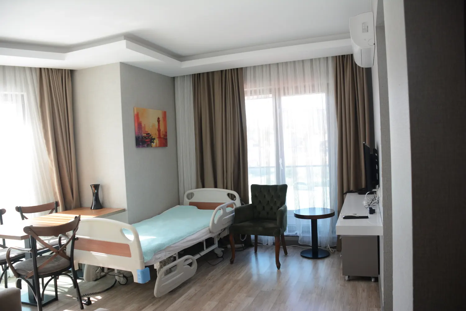 Clinic-provided photograph of Bilge Hayatlar Inpatient Physical Therapy Center