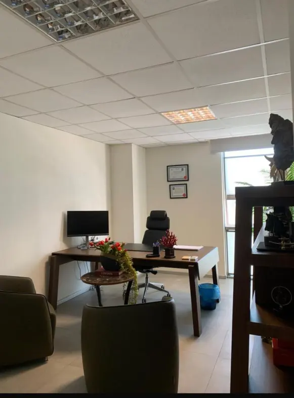 Clinic-provided photograph of Dr Ergün Kürün