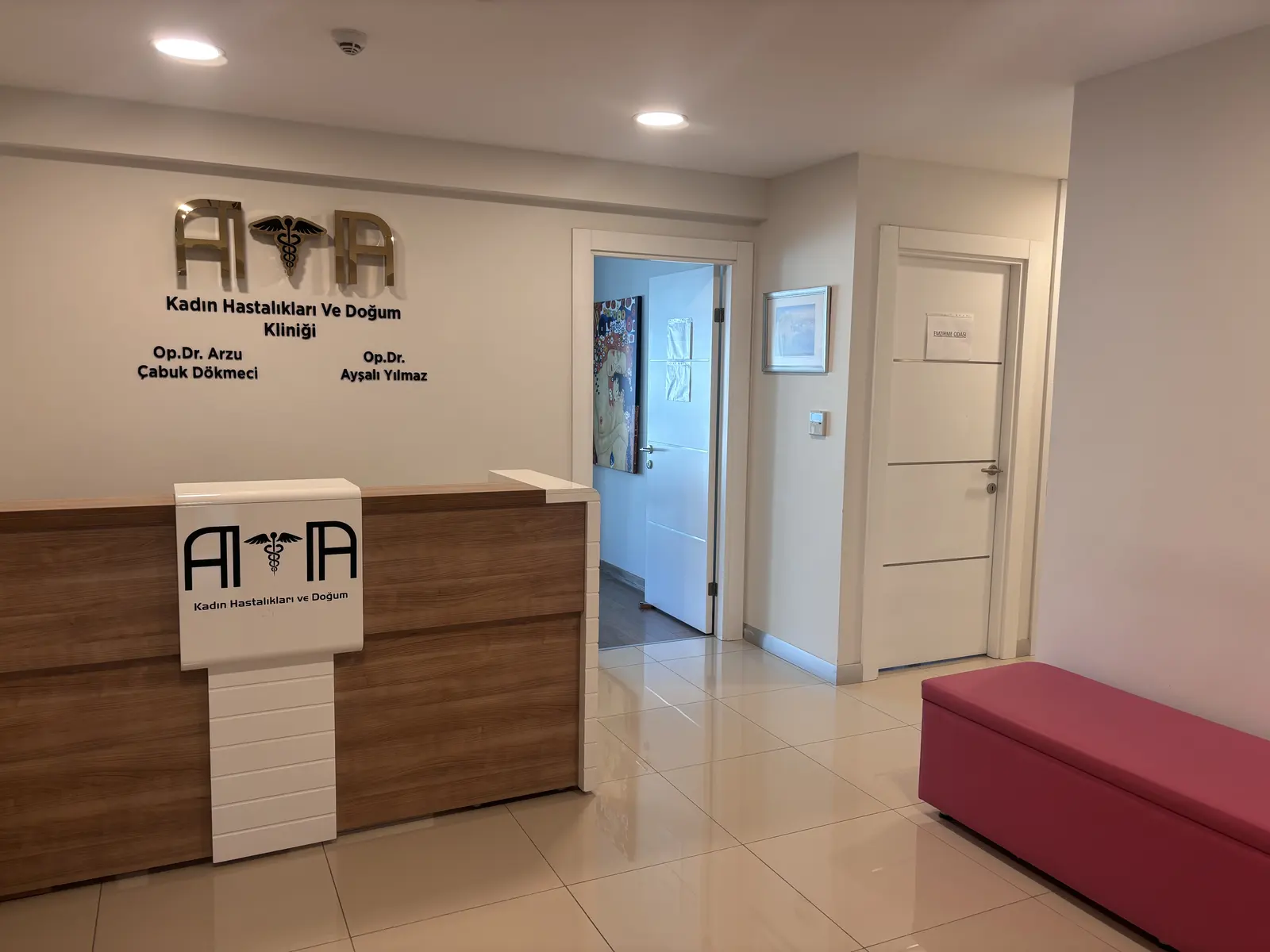 Clinic-provided photograph of Dr Arzu Çabuk Dökmeci