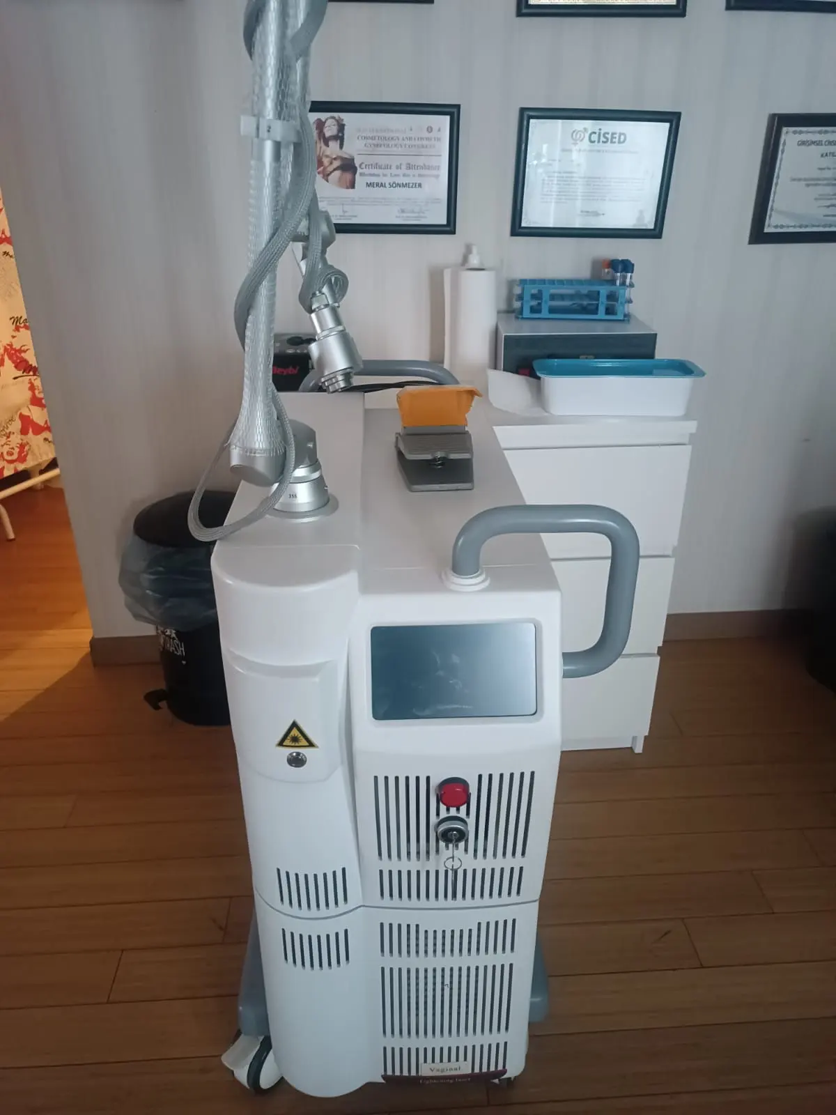 Von der Klinik bereitgestelltes Foto von Dr. Meral Sönmezer