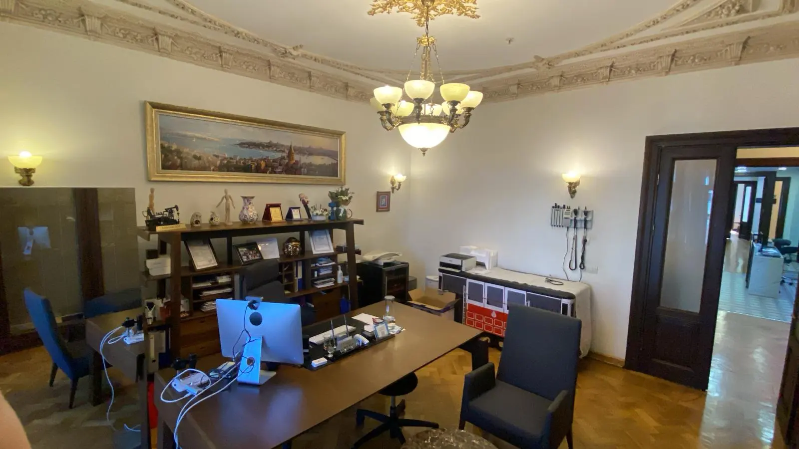 Clinic-provided photograph of Prof. Dr Ahmet Akçay