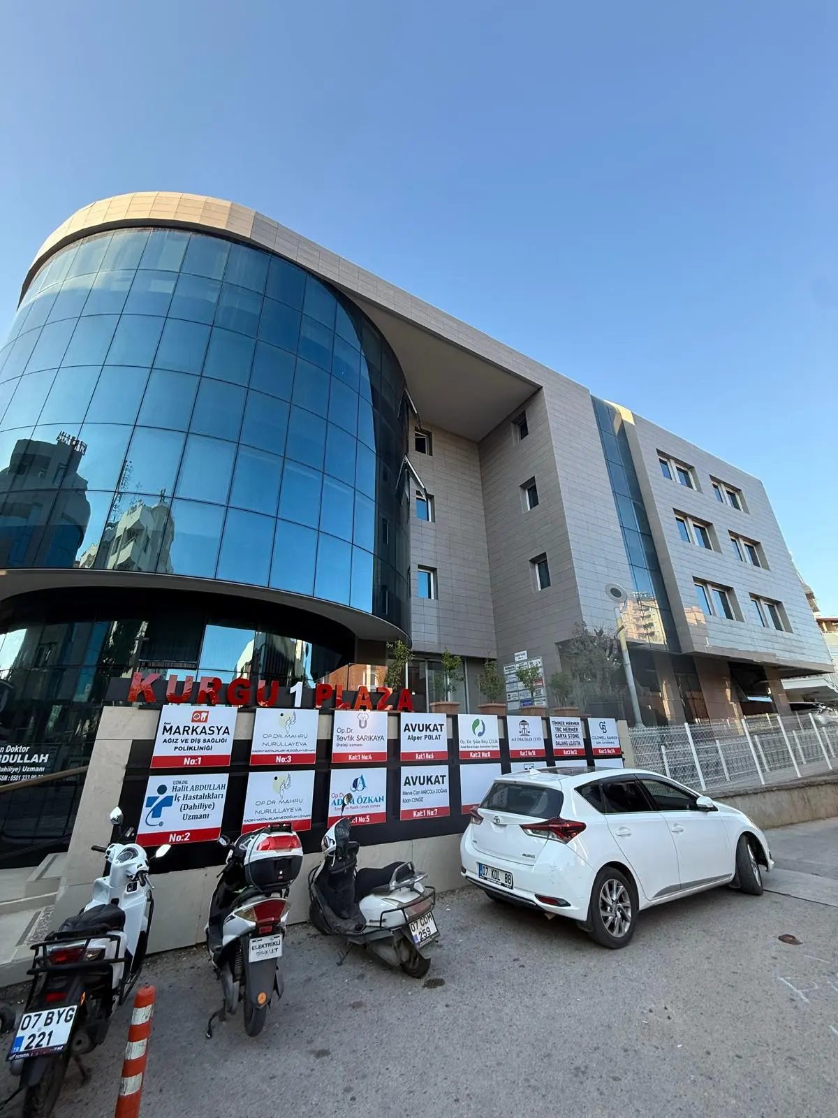 Von der Klinik bereitgestelltes Foto von Dr. Tevfik Sarıkaya