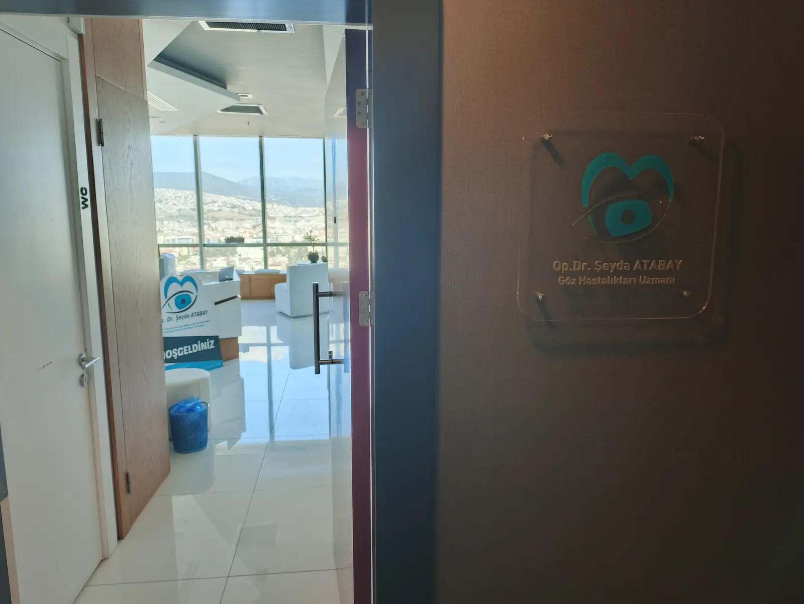 Von der Klinik bereitgestelltes Foto von Dr. Şeyda Atabay