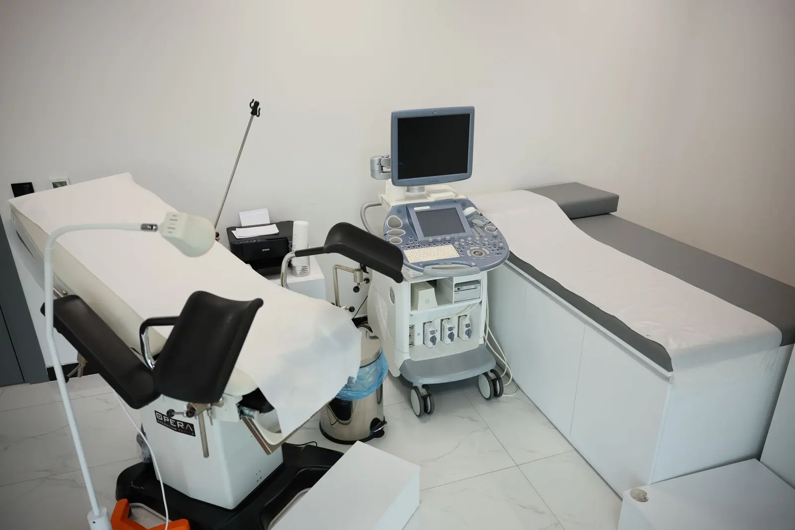 Clinic-provided photograph of Dr Aysın Akçay