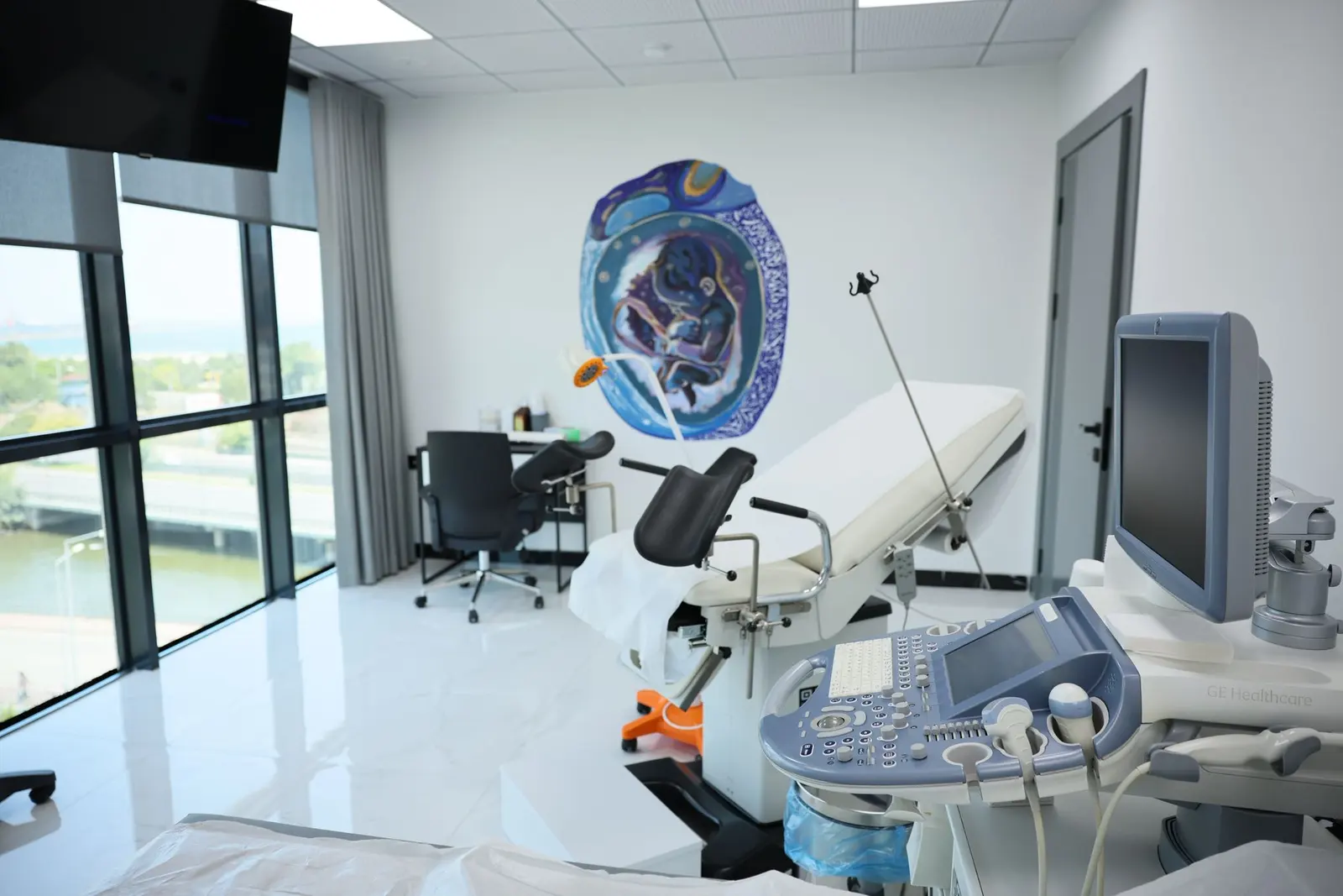 Clinic-provided photograph of Dr Aysın Akçay