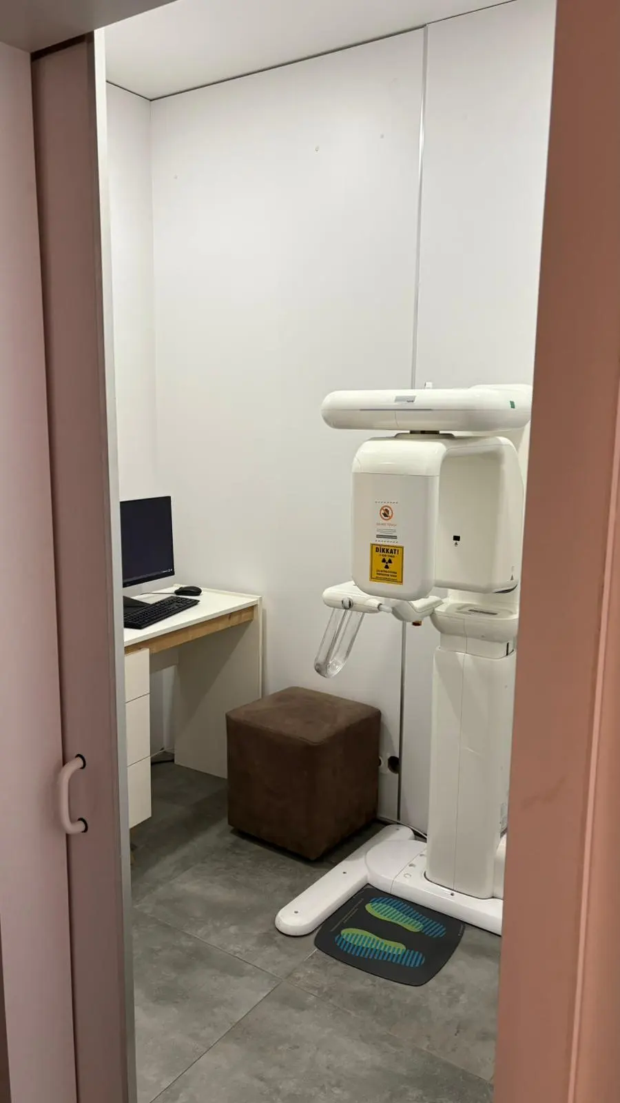 Clinic-provided photograph of Morsia Dental