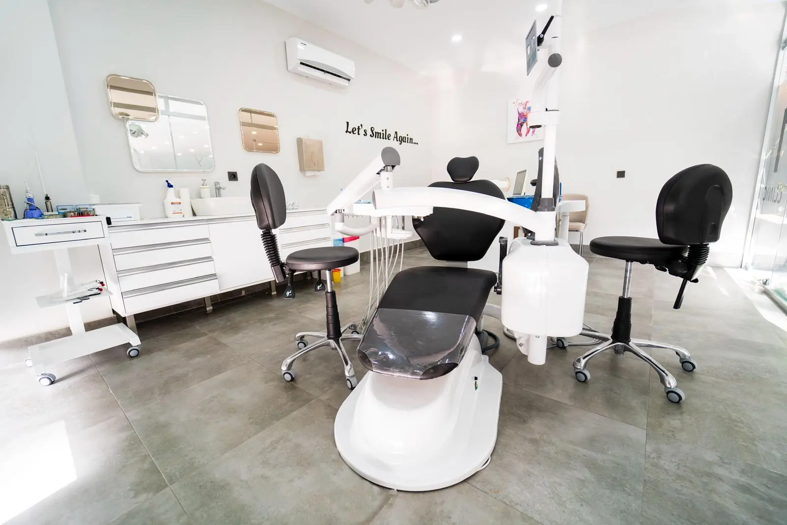 Clinic-provided photograph of Morsia Dental