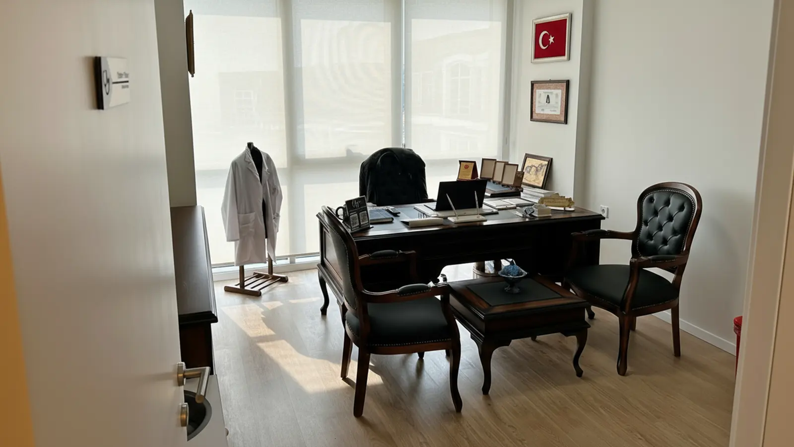 Von der Klinik bereitgestelltes Foto von Dr. Orhan Tuğrul