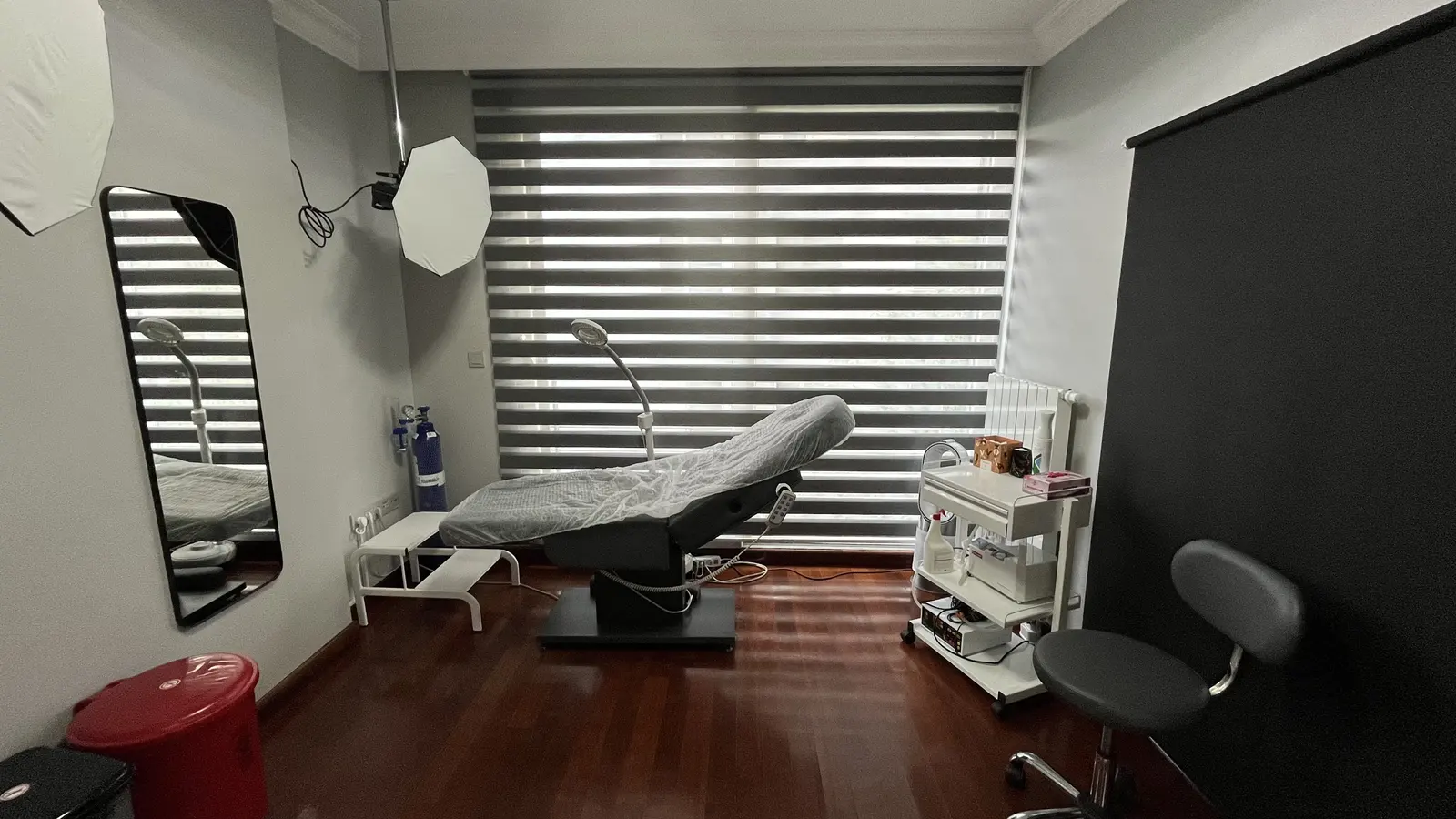 Clinic-provided photograph of Dr Güler Gamze Eren