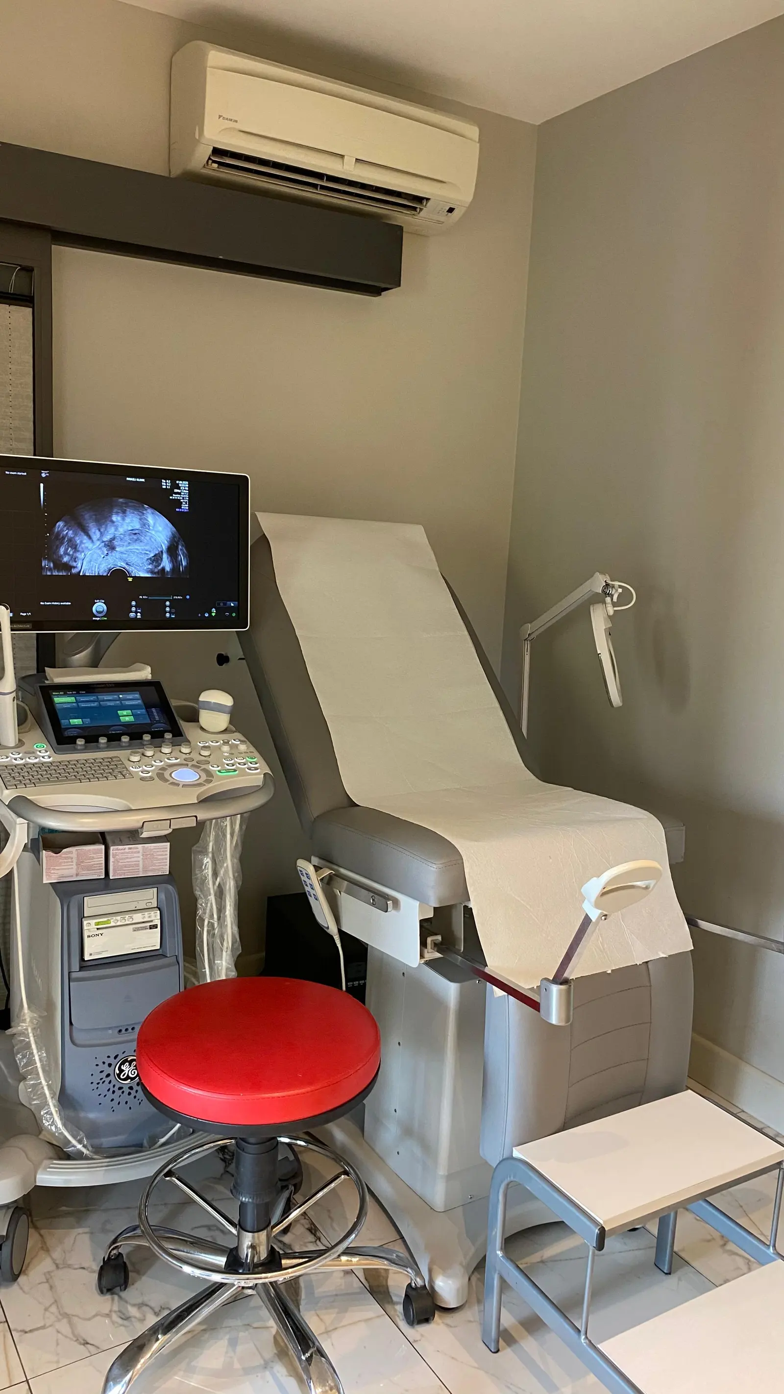 Clinic-provided photograph of Dr Ahmet Payaslı