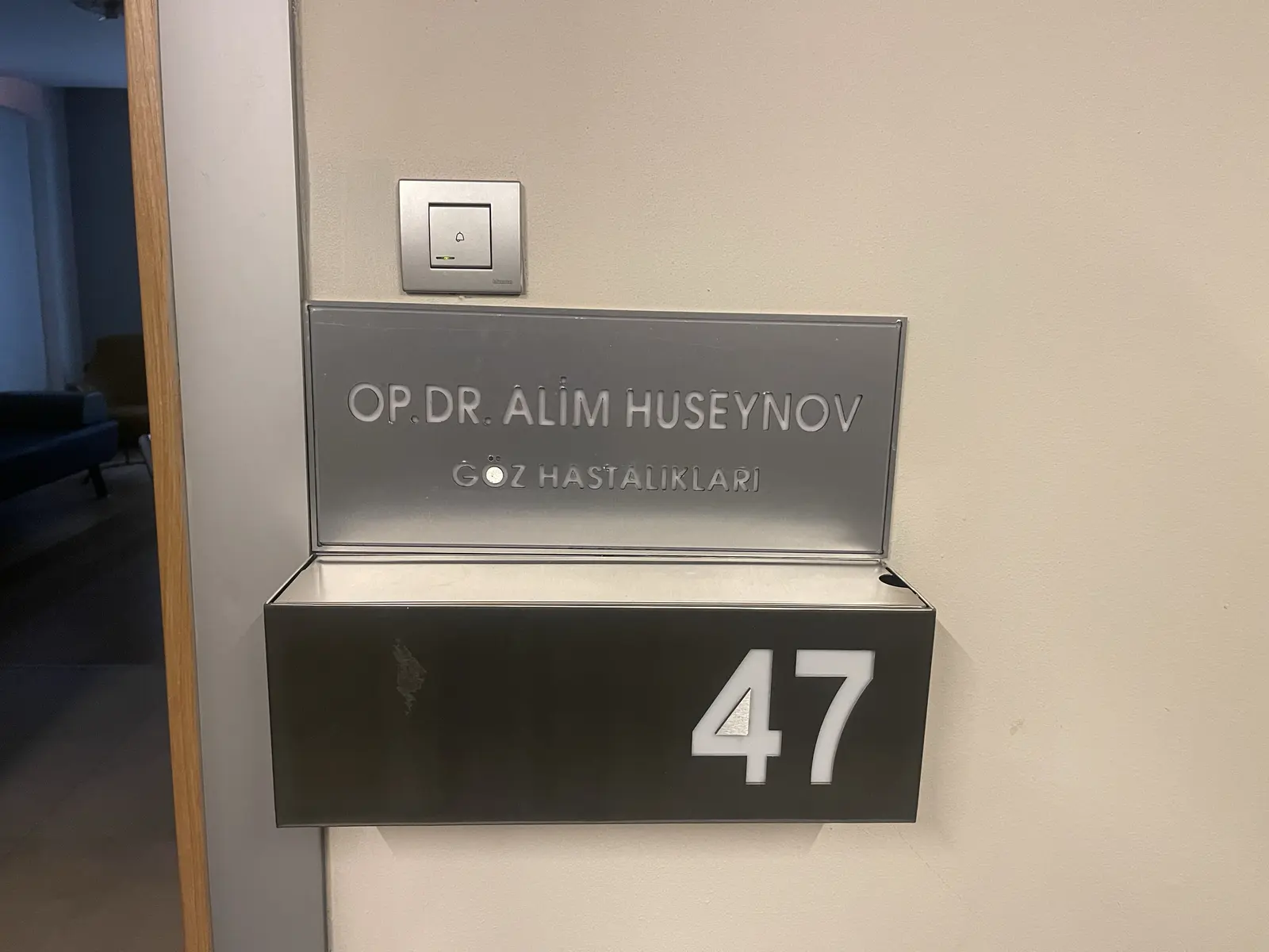 Von der Klinik bereitgestelltes Foto von Dr. Alım Huseynov