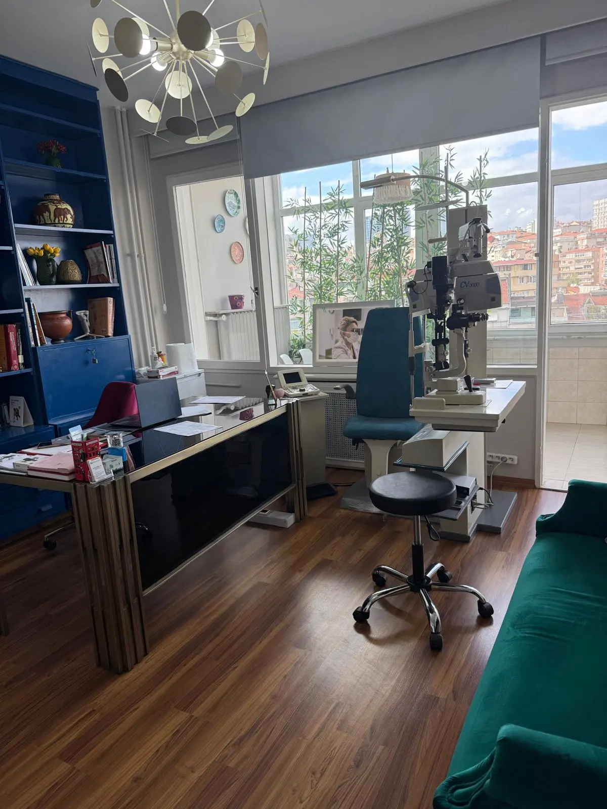 Clinic-provided photograph of Dr Günay Gezer