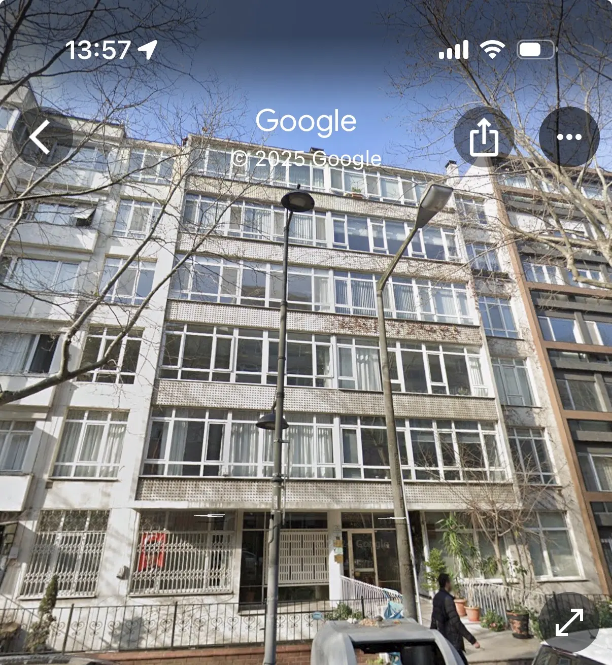 Von der Klinik bereitgestelltes Foto von Dr. Erhan Gezer