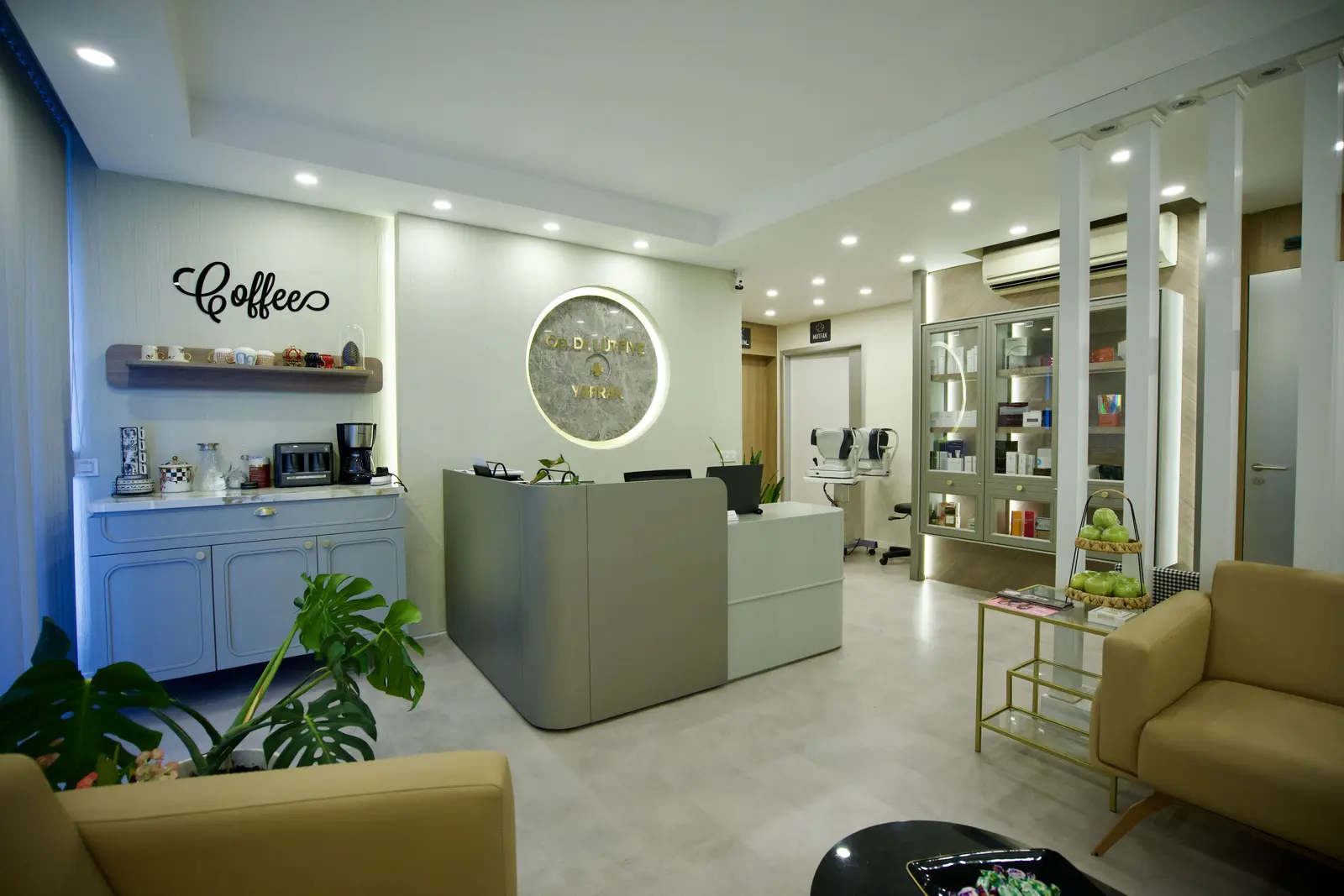 Clinic-provided photograph of Dr Lütfiye Yaprak
