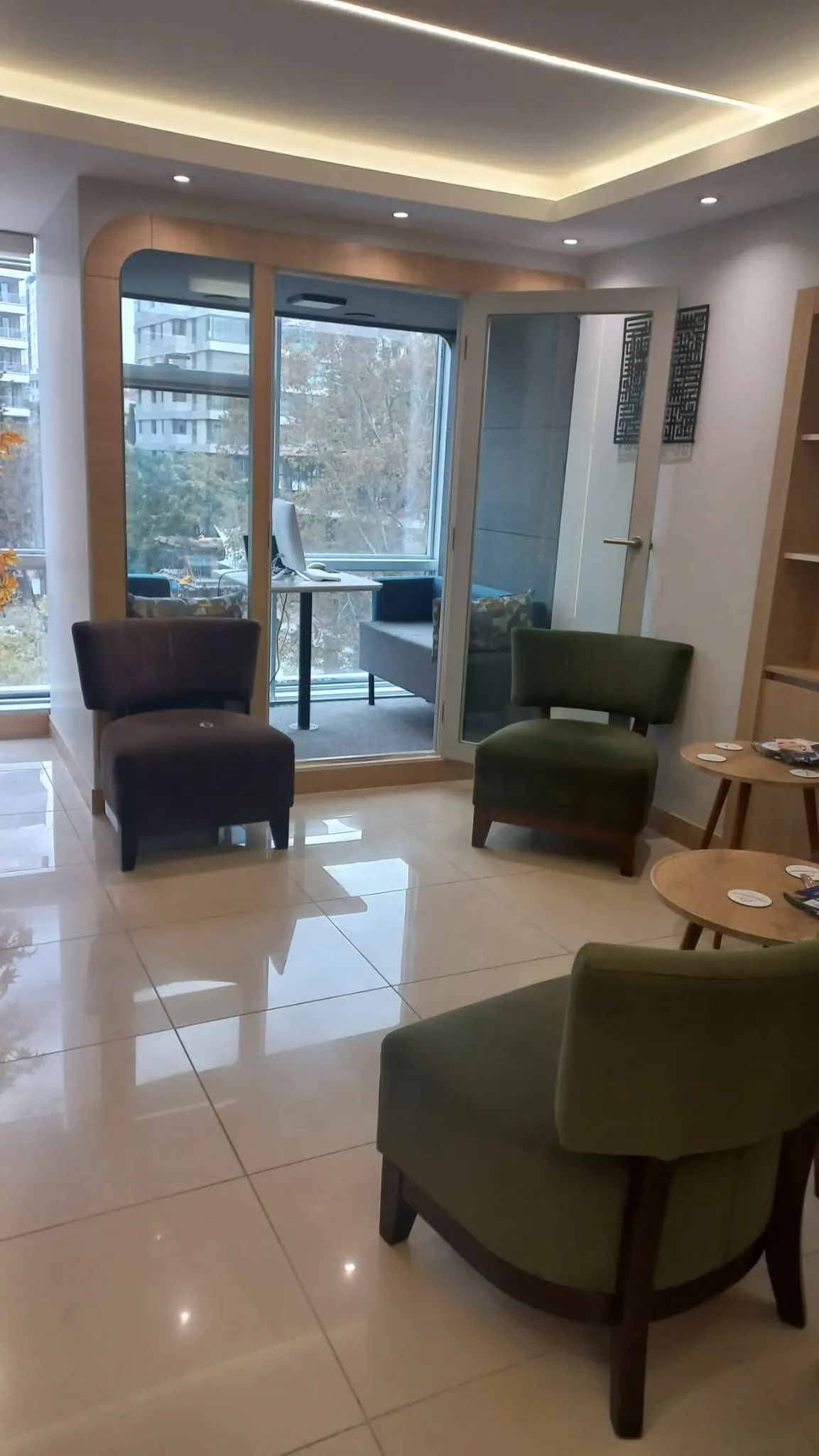 Clinic-provided photograph of Dr Özgül İşçen