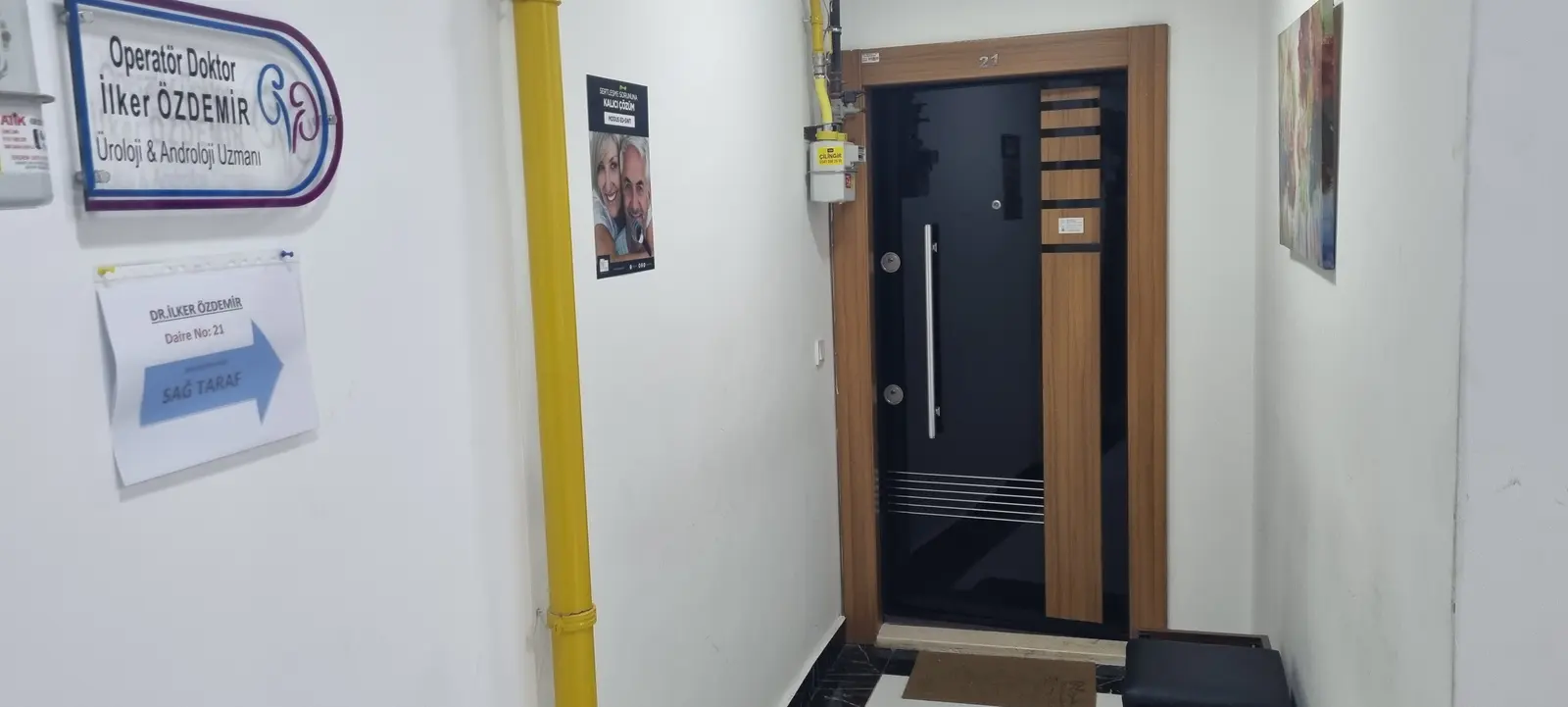 Von der Klinik bereitgestelltes Foto von Dr. İlker Özdemir