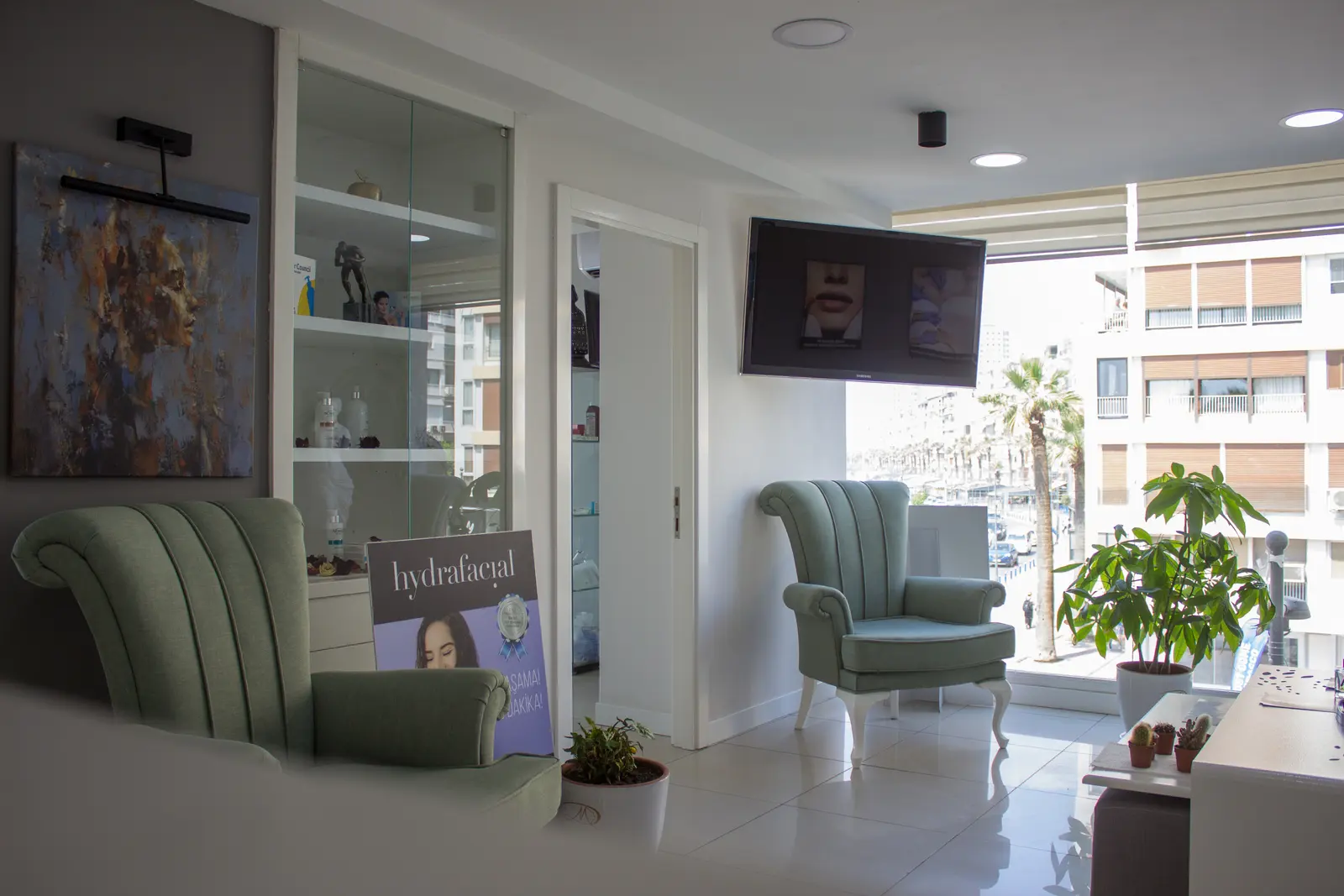 Clinic-provided photograph of Prof. Dr Mustafa Durğun