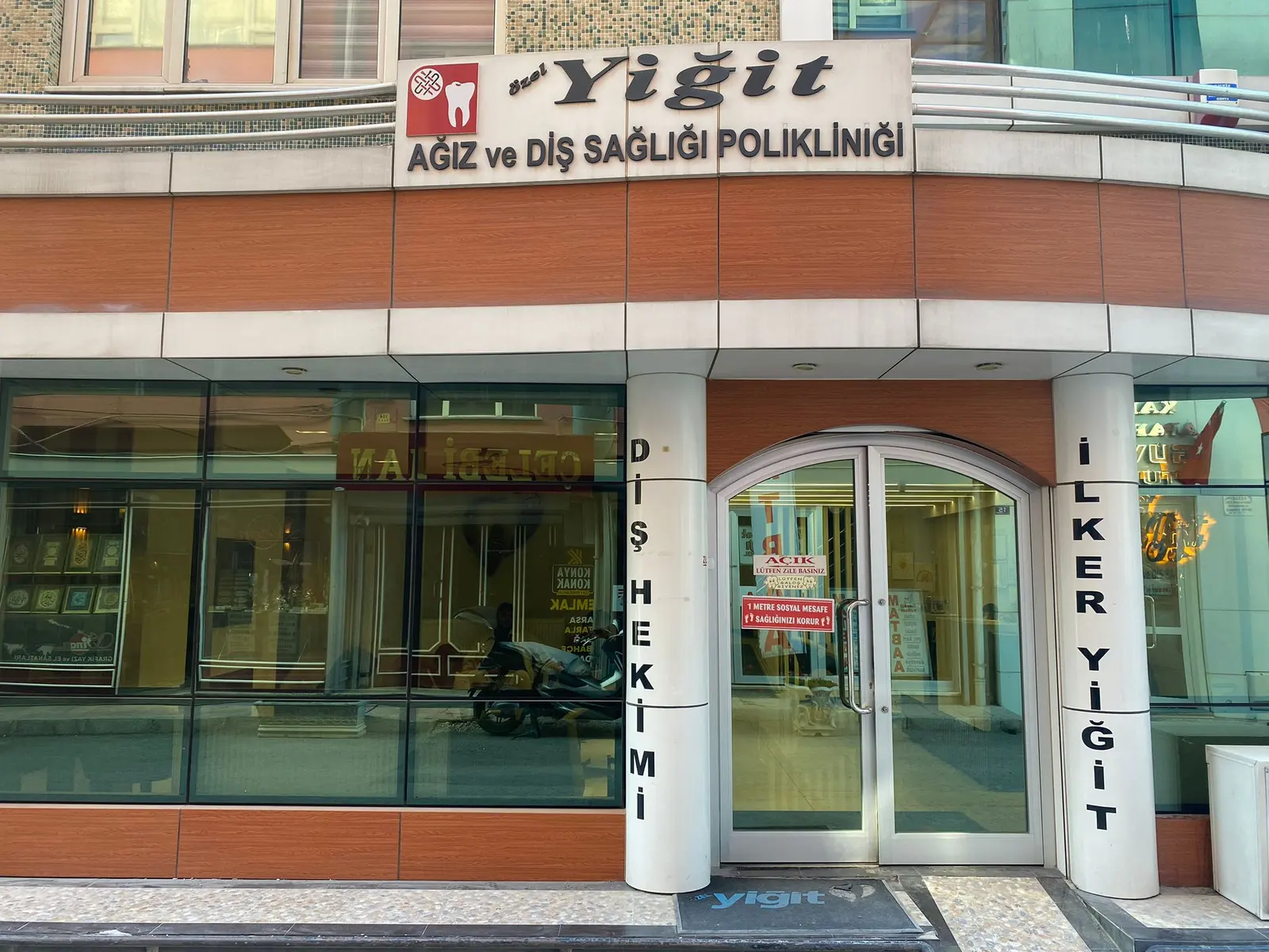 Von der Klinik bereitgestelltes Foto von Yiğit Zahnklinik
