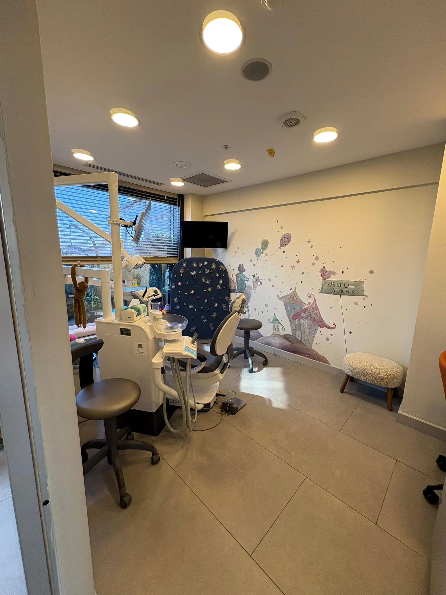 Clinic-provided photograph of Neşeli Dişler Dental Clinic