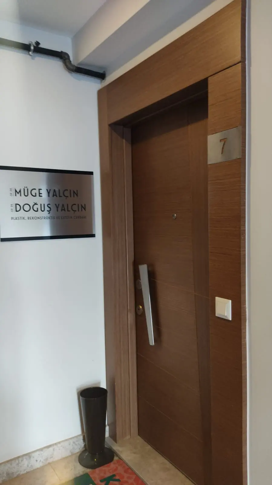 Clinic-provided photograph of Dr Müge Anıl Yalçın