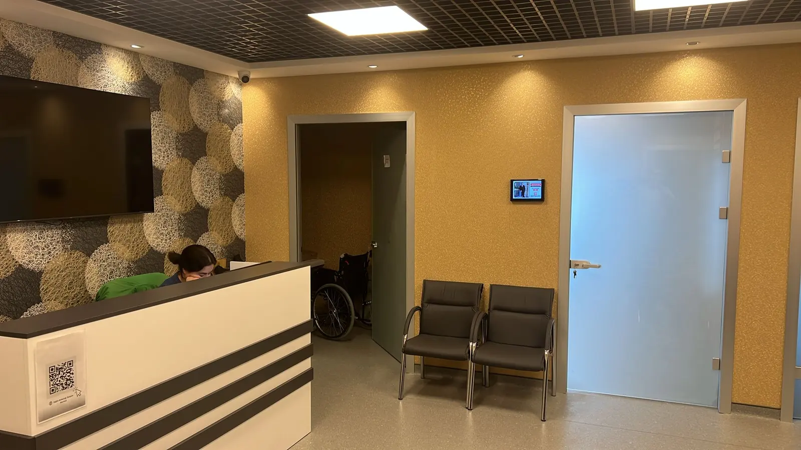 Clinic-provided photograph of Prof. Dr Halil Burç